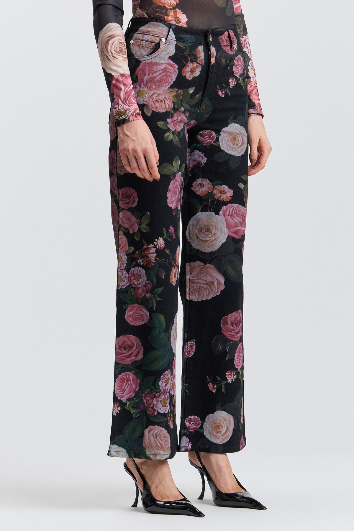 Black denim floral wide leg jean with a high-rise waist. Shop women's wide leg denim jeans by Avec Les Filles.
