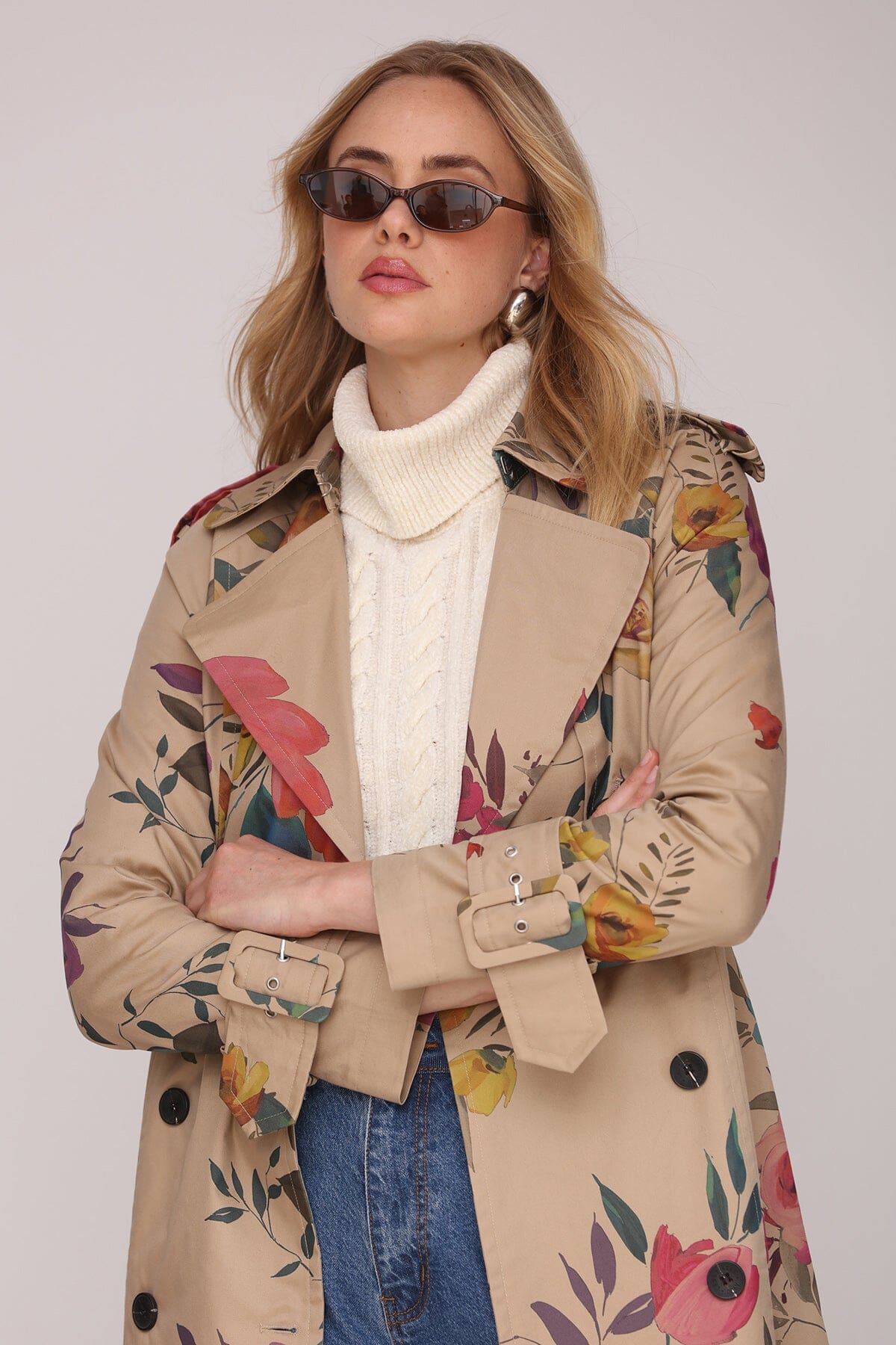 Floral print cotton double-breasted trench long maxi coat with removable self-tie belt and side welt pockets - Cute women's trench coats by Avec Les Filles