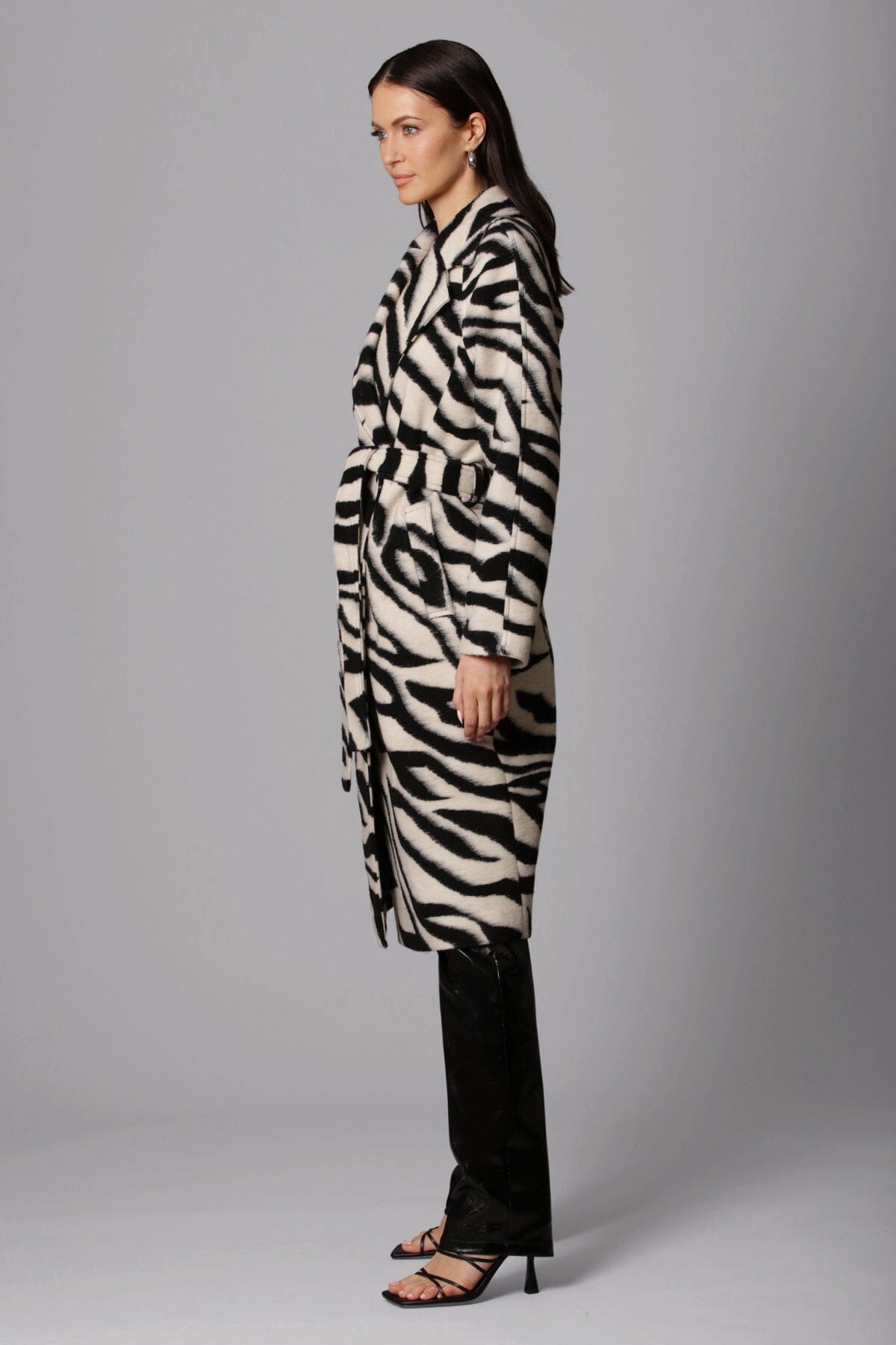 black white zebra print belted robe walker coat - figure flattering designer fashion day to night coats for women