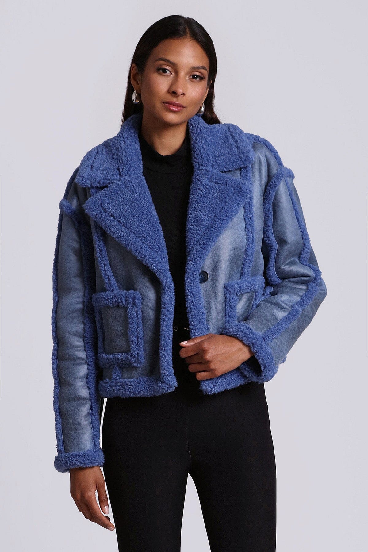 Relaxed Faux Shearling Cropped Jacket Coats & Jackets Avec Les Filles 