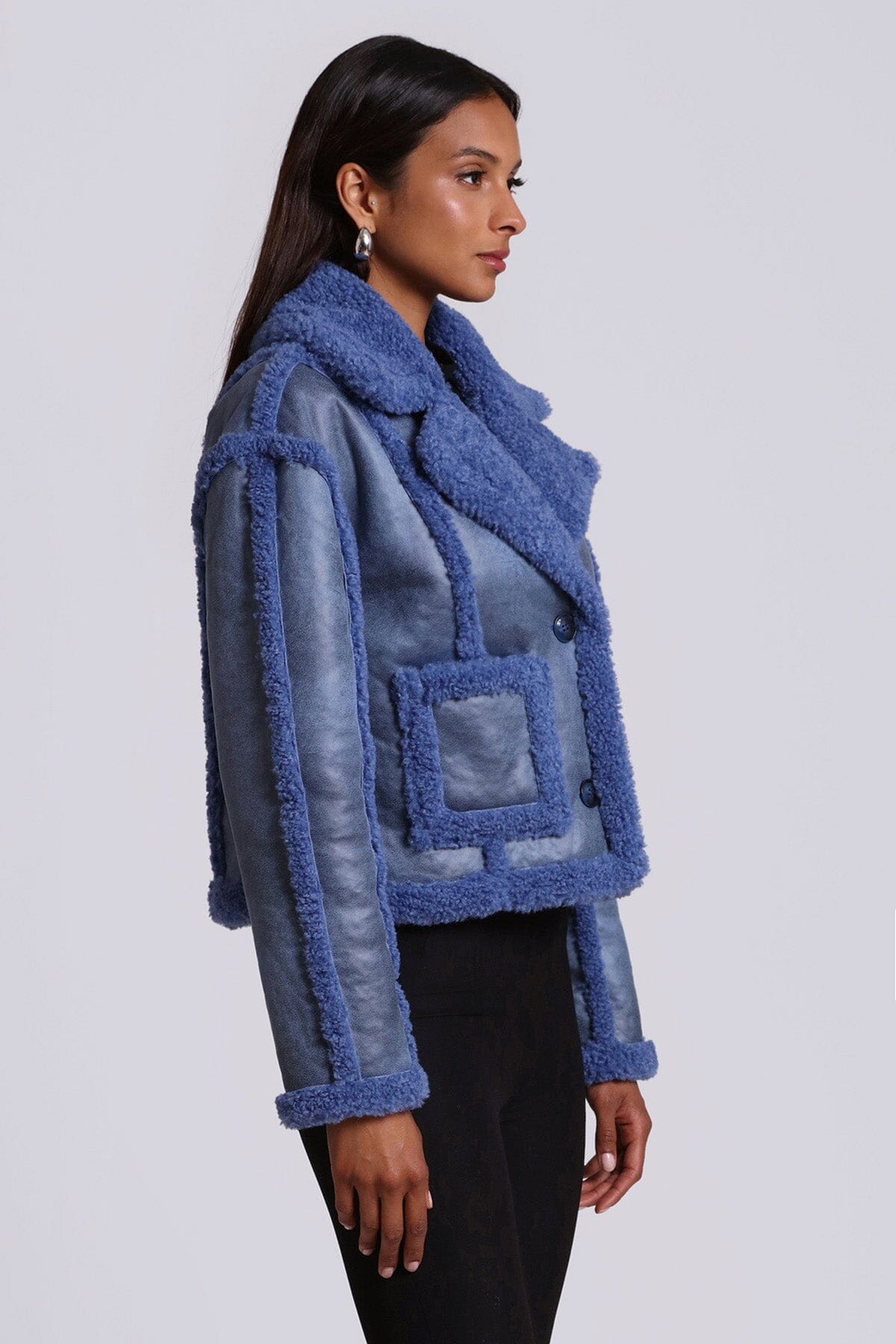 Relaxed Faux Shearling Cropped Jacket Coats & Jackets Avec Les Filles 
