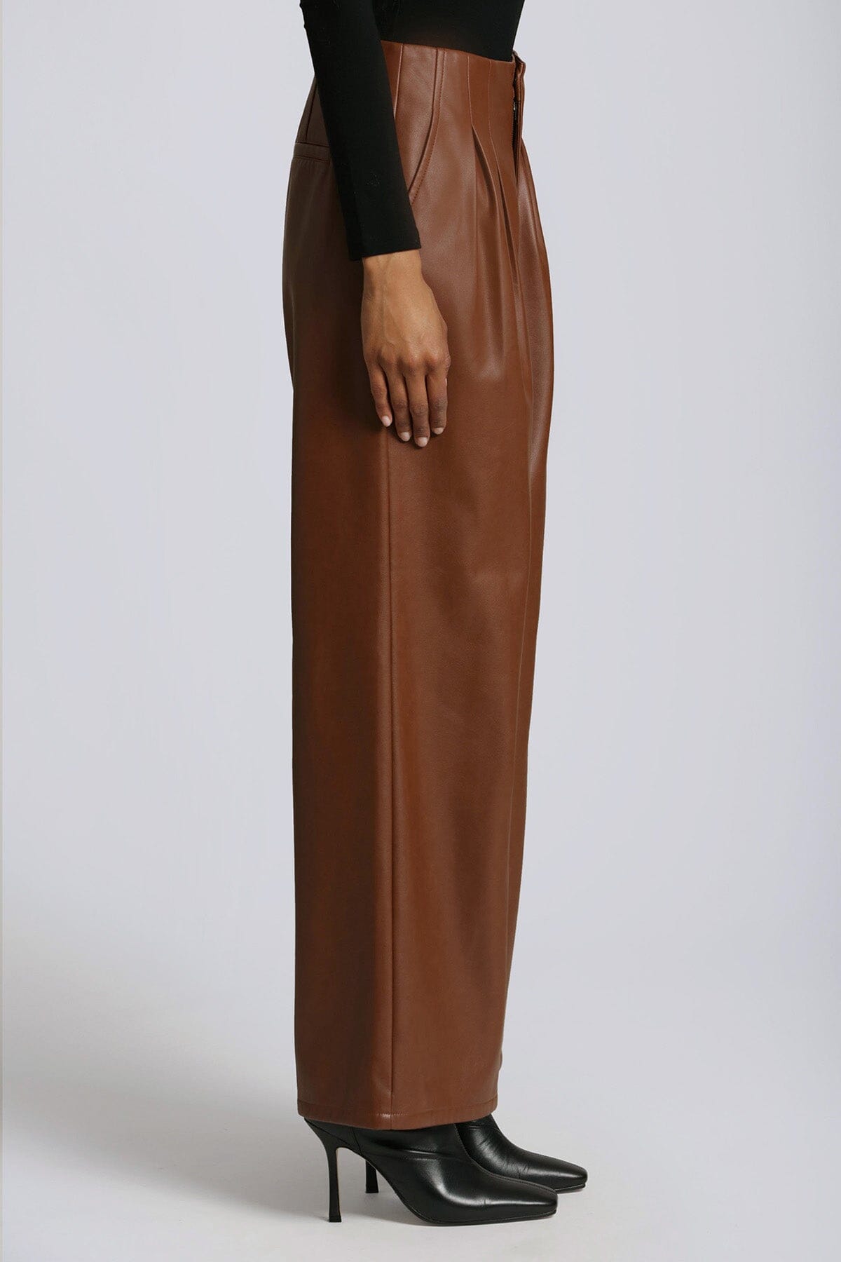 Sienna brown faux ever leather pleated wide leg trouser pant - women's figure flattering trousers pants for fall 2023