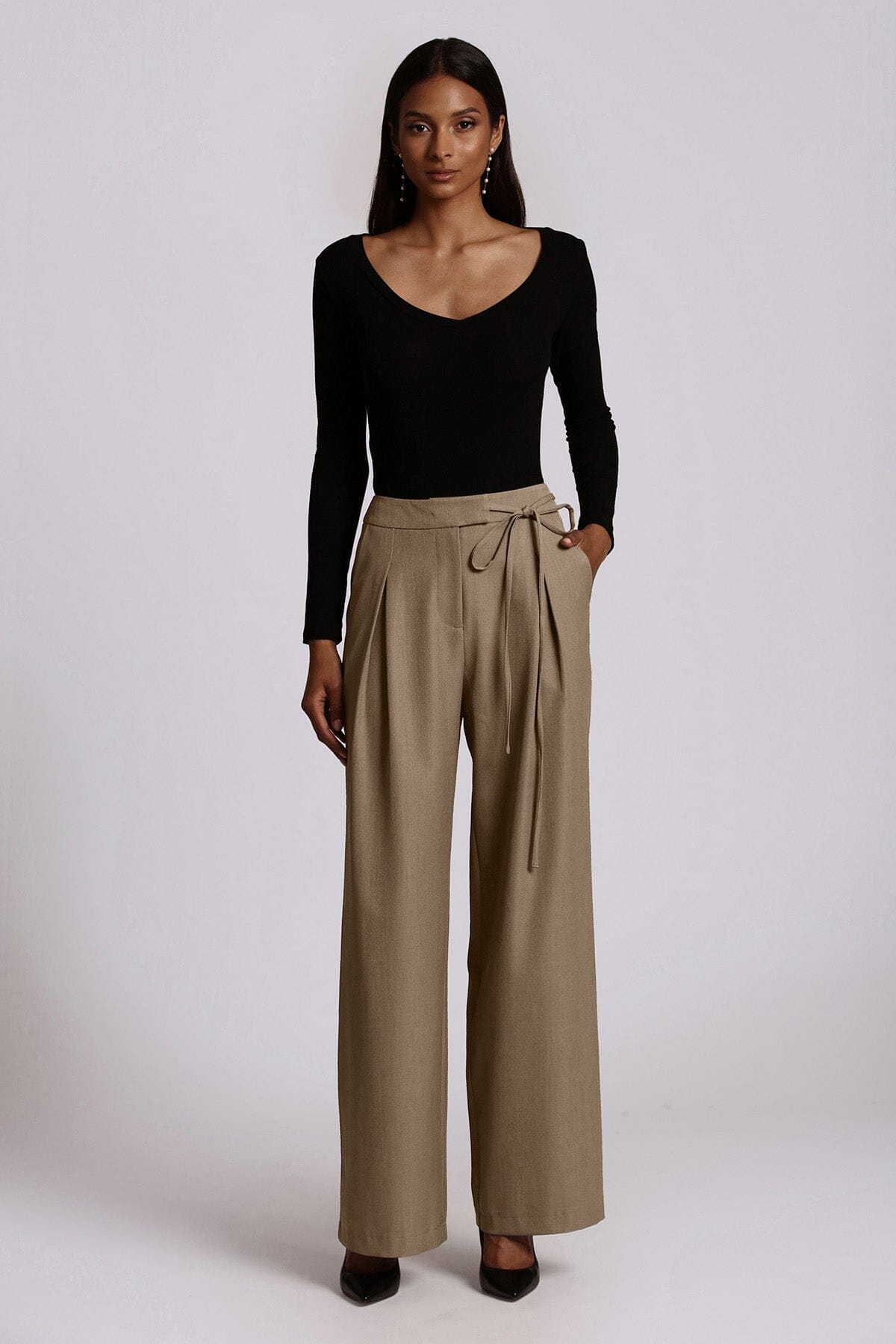taupe brown wide leg tie belt trouser pants figure flattering lightweight work appropriate bottoms for women