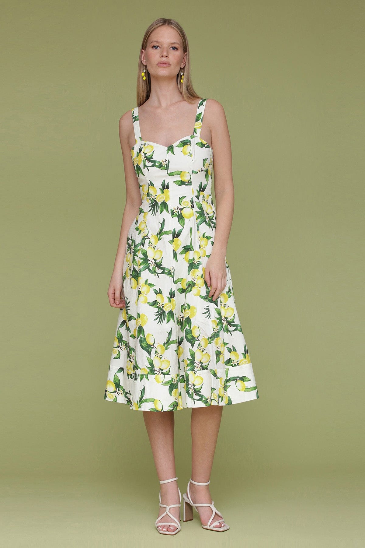 White amalfi lemon printed cotton sweetheart midi dress with sweetheart neckline and wide fixed shoulder straps -Cute women's dresses by Avec Les Filles