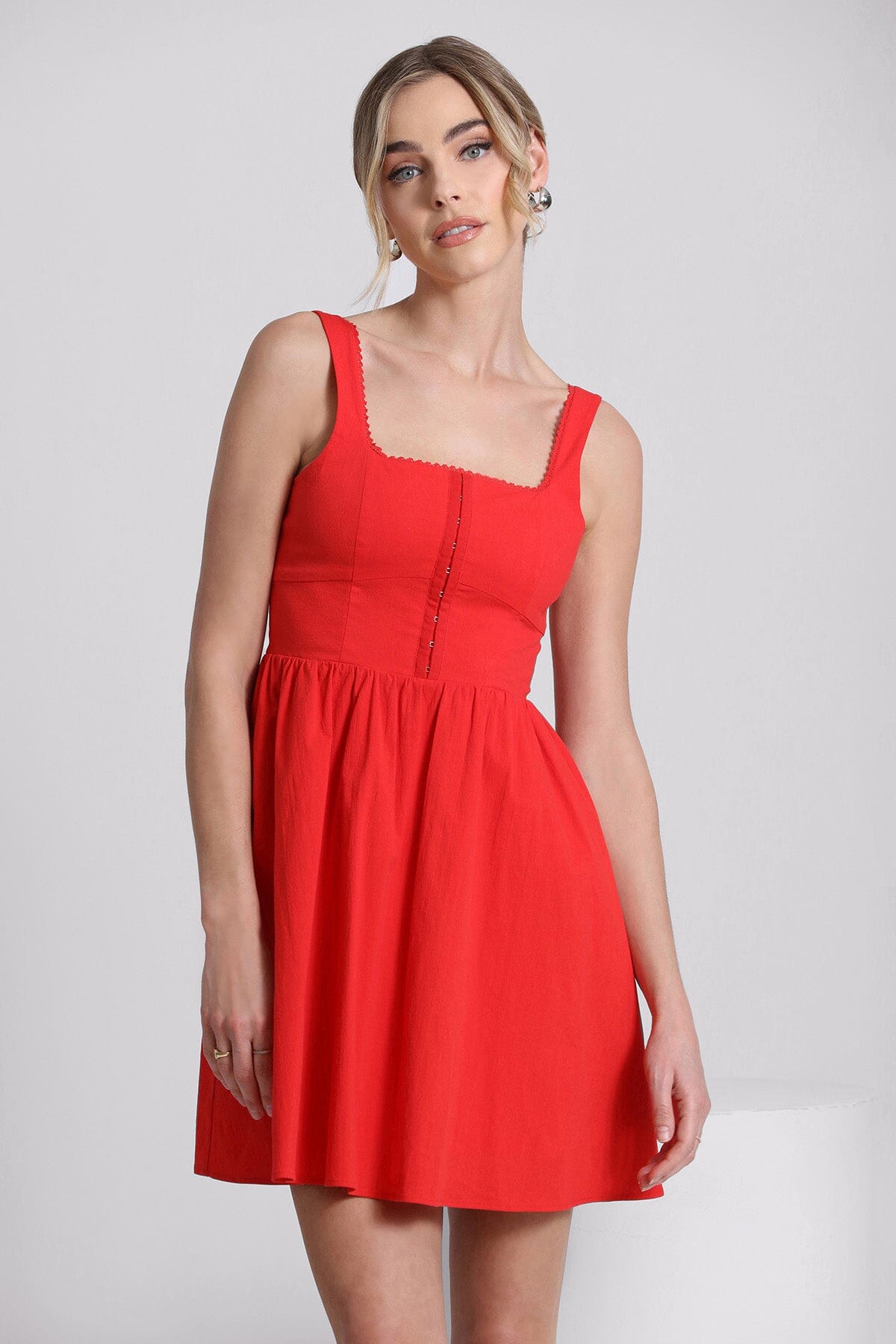 Red stretch cotton corset mini dress - Cute flirty feminine dresses for Spring / Summer 2024 Avec Les Filles 