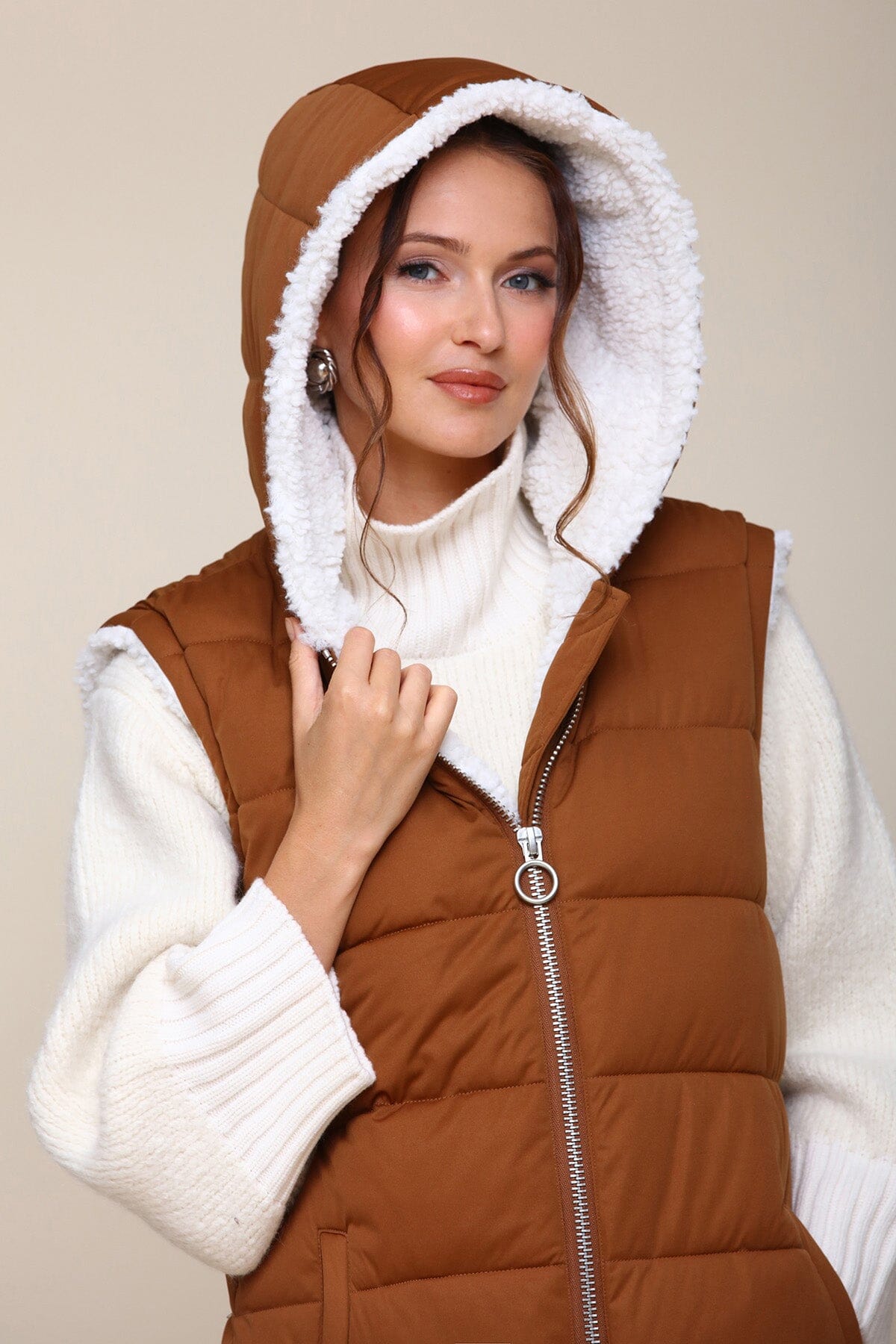 Puffer vest with hoodie shop