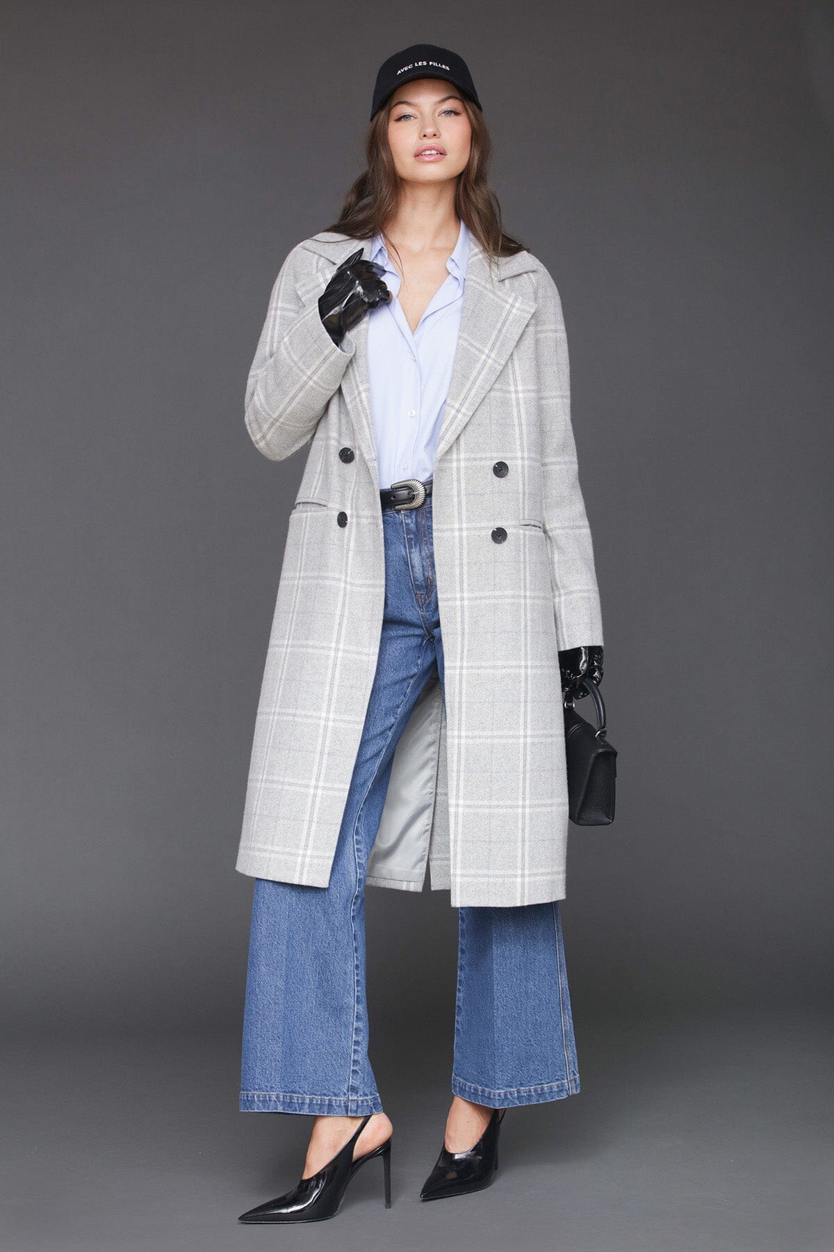 Light grey plaid relaxed walker double-breasted long maxi coat with long raglan shoulder sleeves and lapel collar - Cute women's maxi coats by Avec Les Filles 