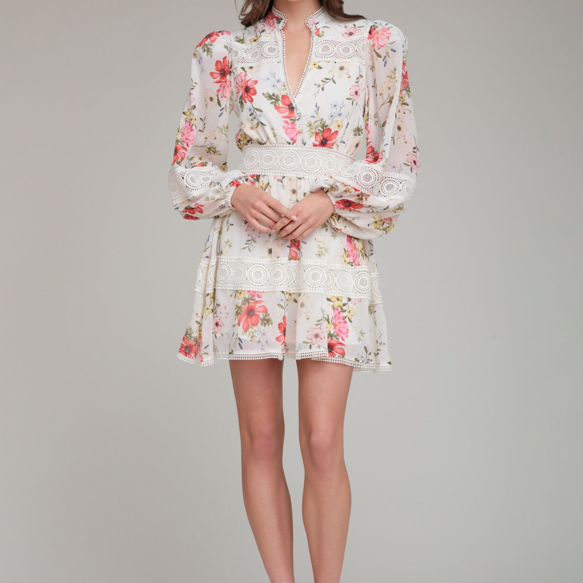 floral mini dress long sleeve Avec Les Filles Women's Floral-Print Lace-Trim Chiffon Dress - Cream Flower Press