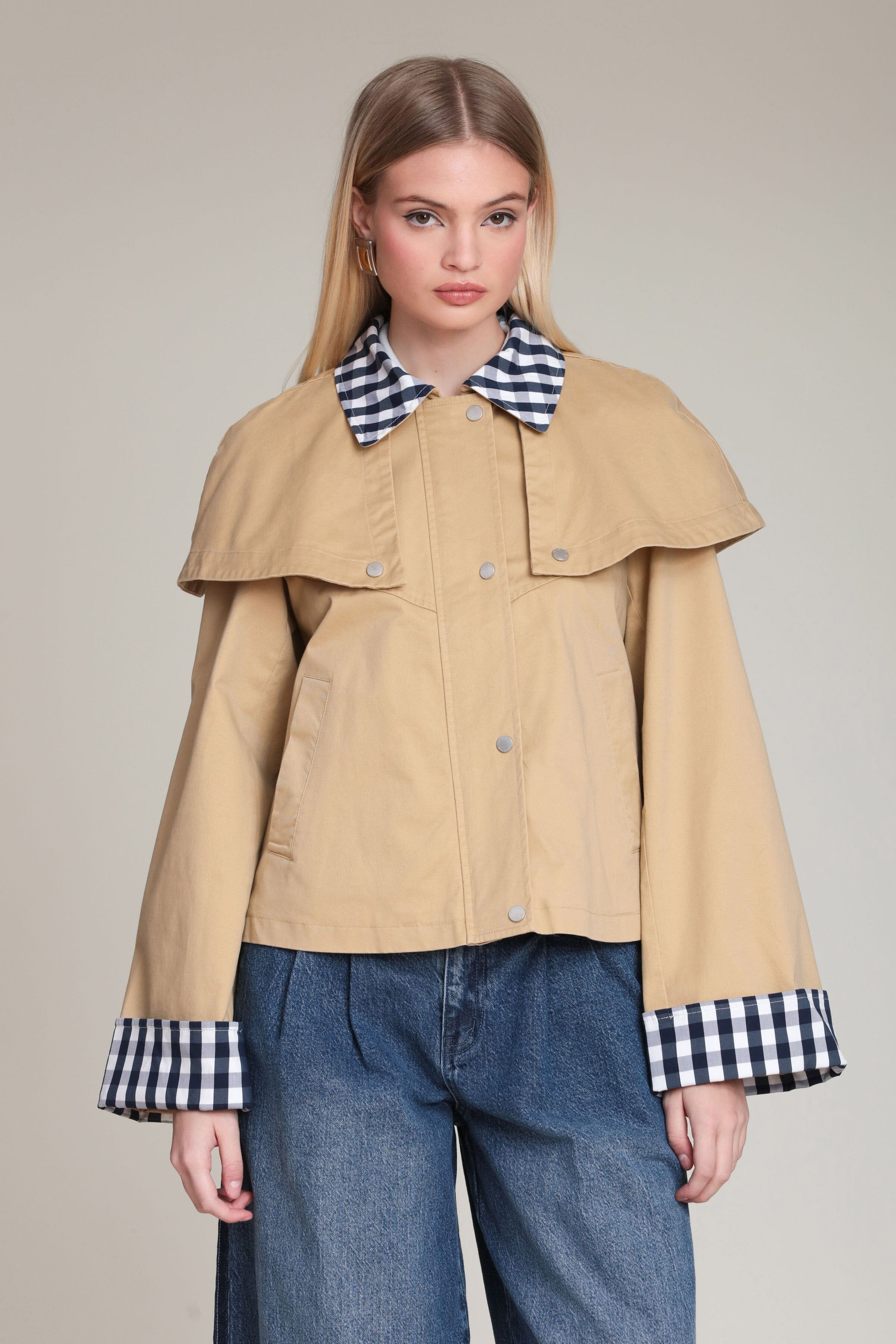 Gingham trim cotton khaki cape jacket in cotton-blend with a cropped silhouette and contrast collar by Avec Les Filles