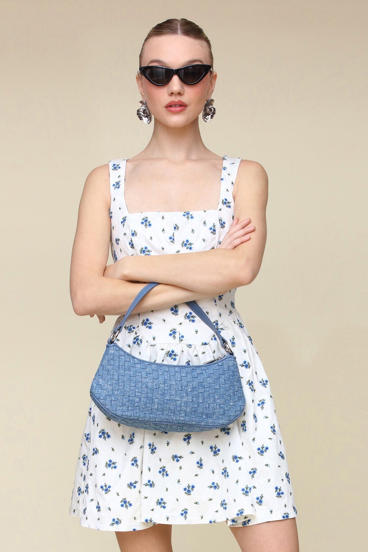 White floral embroidered cotton fit & flare sleeveless mini dress with square neckline
and hidden back zipper closure - Cute women's dresses by Avec Les Filles