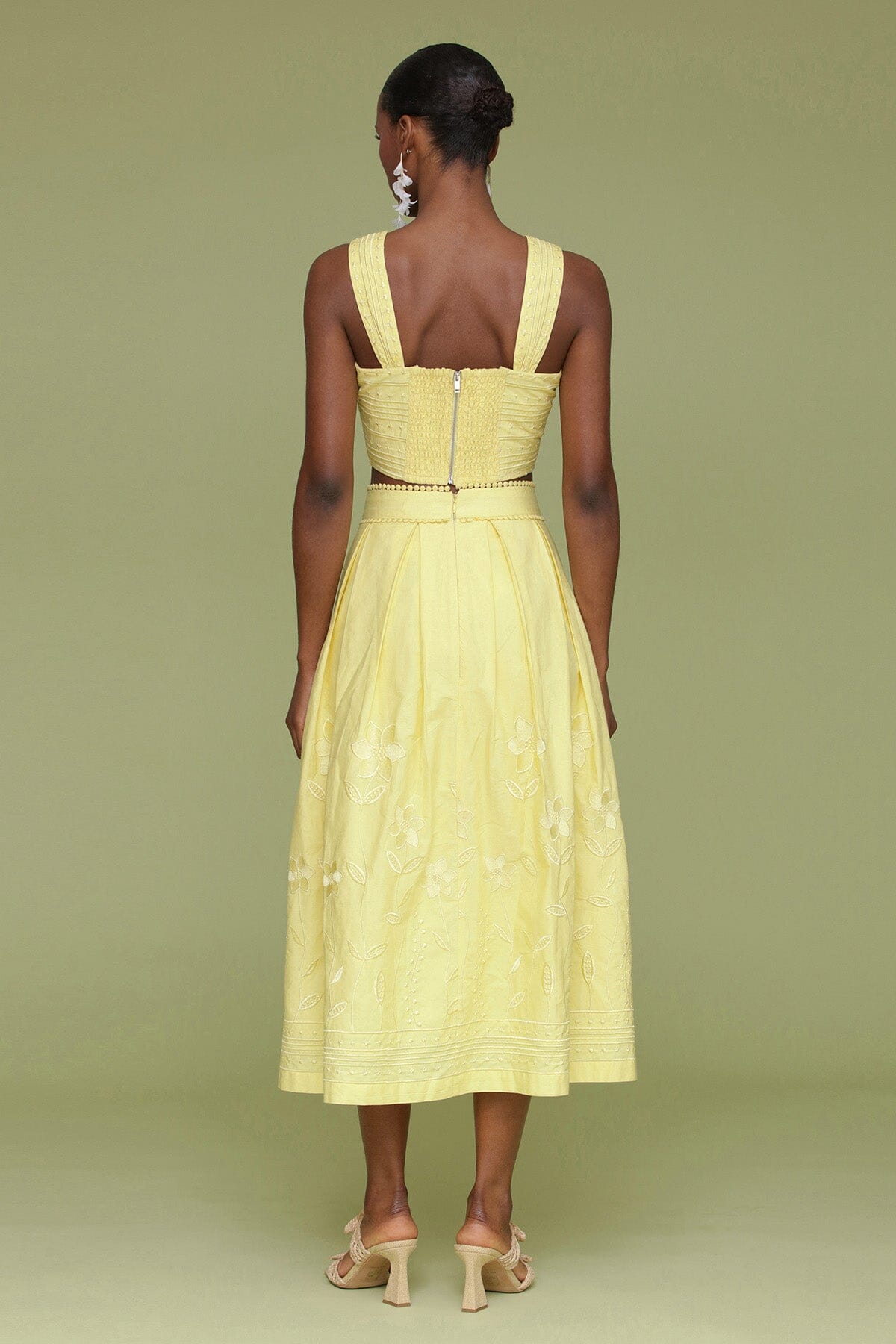 Yellow citron embroidered cotton crop tank top made of 100% cotton with square neckline and wide straps - Cute women's tops by Avec Les Filles