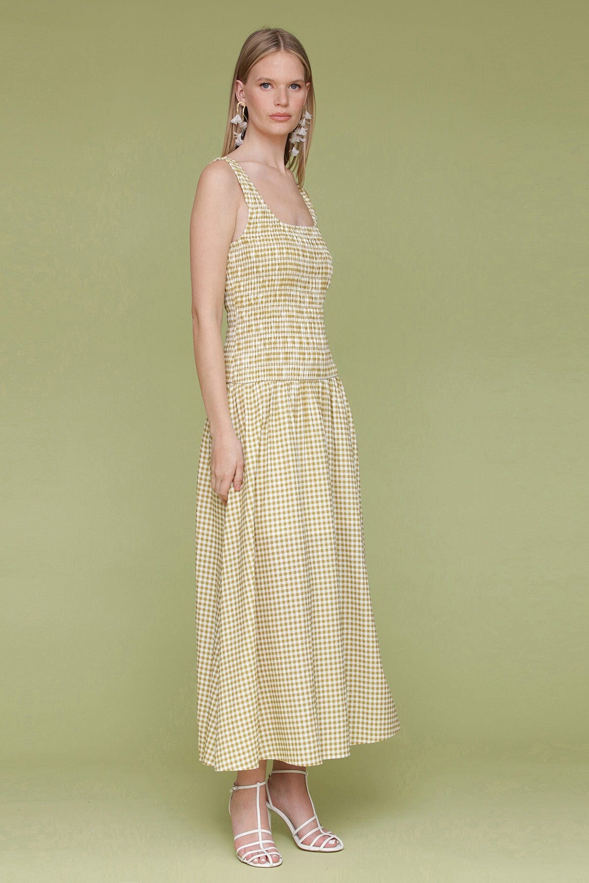 Olio gingham printed linen blend drop-waist smock midi dress with square neckline, wide tank-style straps and gathered midi-length skirt - Cute women's dresses by Avec Les Filles