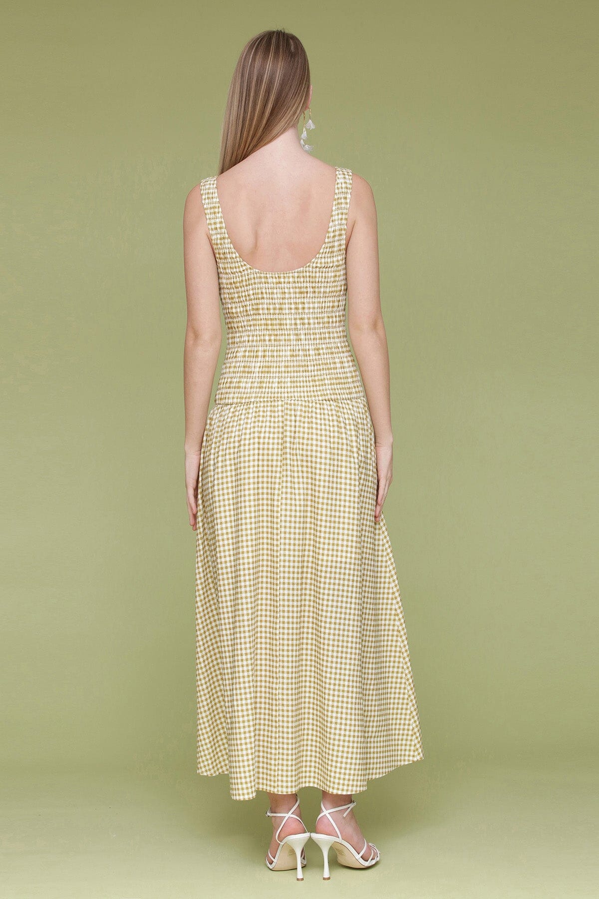 Olio gingham printed linen blend drop-waist smock midi dress with square neckline, wide tank-style straps and gathered midi-length skirt - Cute women's dresses by Avec Les Filles