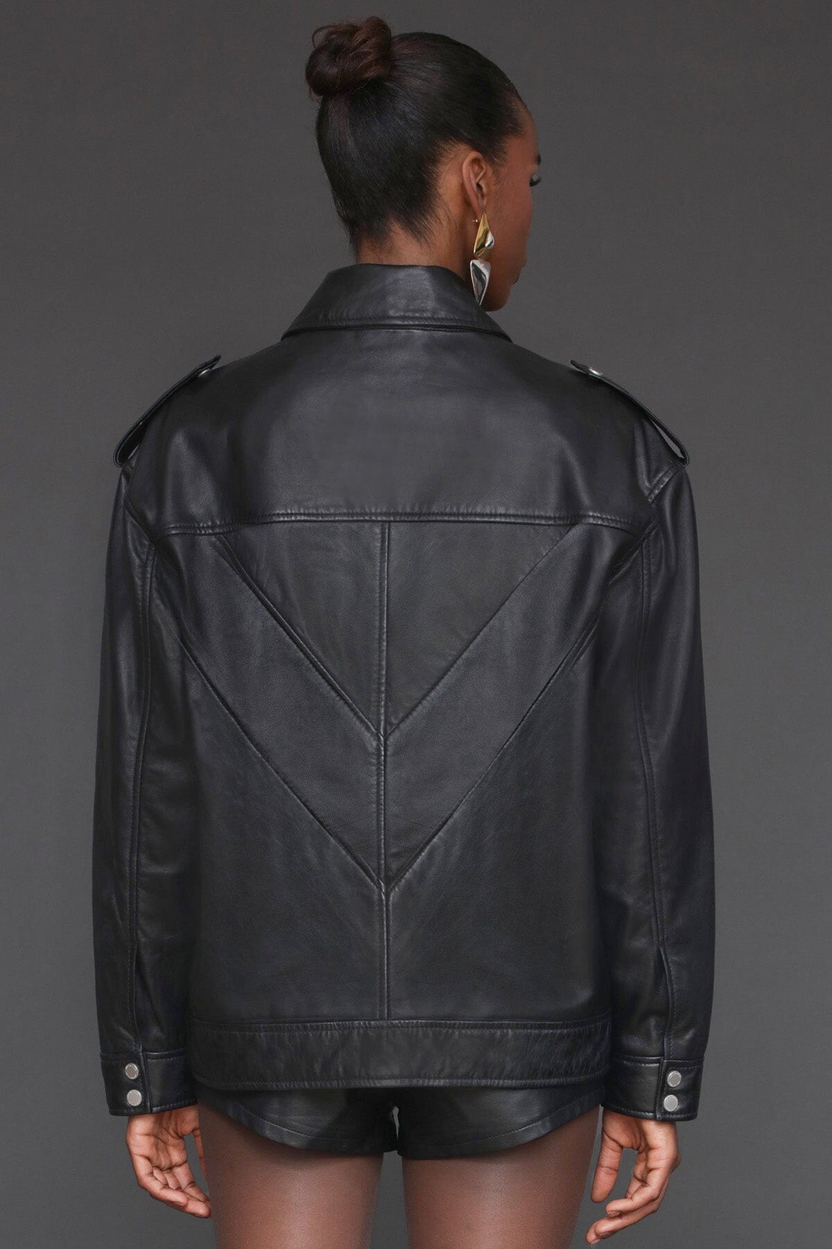 Genuine leather zip front oversized aviator black jacket with long sleeves, button cuffs and back V-panel - Cute women's jackets by Avec Les Filles