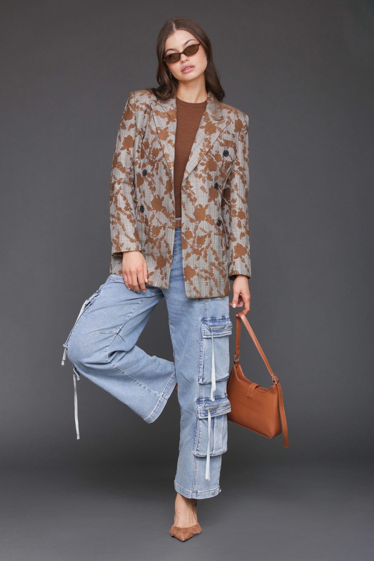 Floral brown plaid jacquard hourglass double-breasted blazer with peak lapels and long sleeves - Cute women's blazers jackets by Avec Les Filles