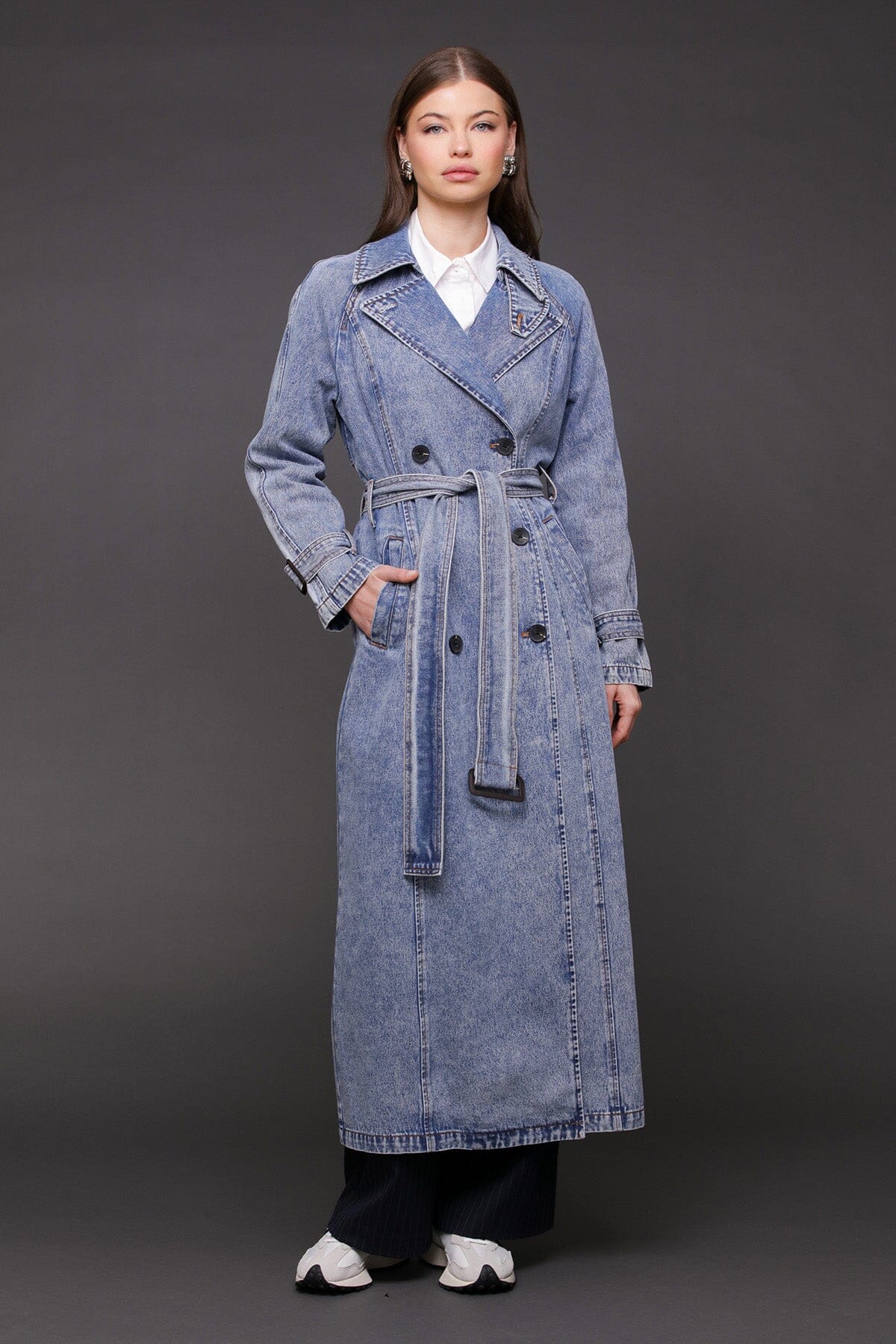 Denim blue double-breasted maxi trench coat with raglan sleeves and removable self-tie belt - Cute women's trench coats by Avec Les Filles