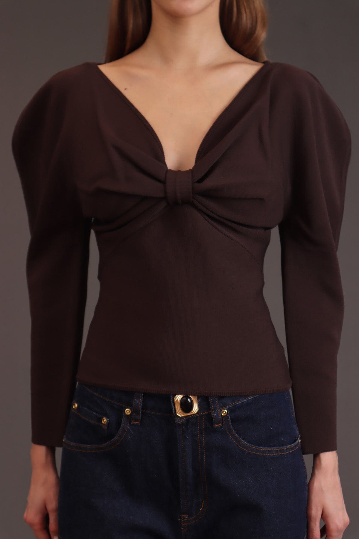 Puff sleeve bow front chocolate brown slim-fitting sweater made of viscose nylon blend with V-neckline and long sleeves - Cute women's sweater by Avec Les Filles