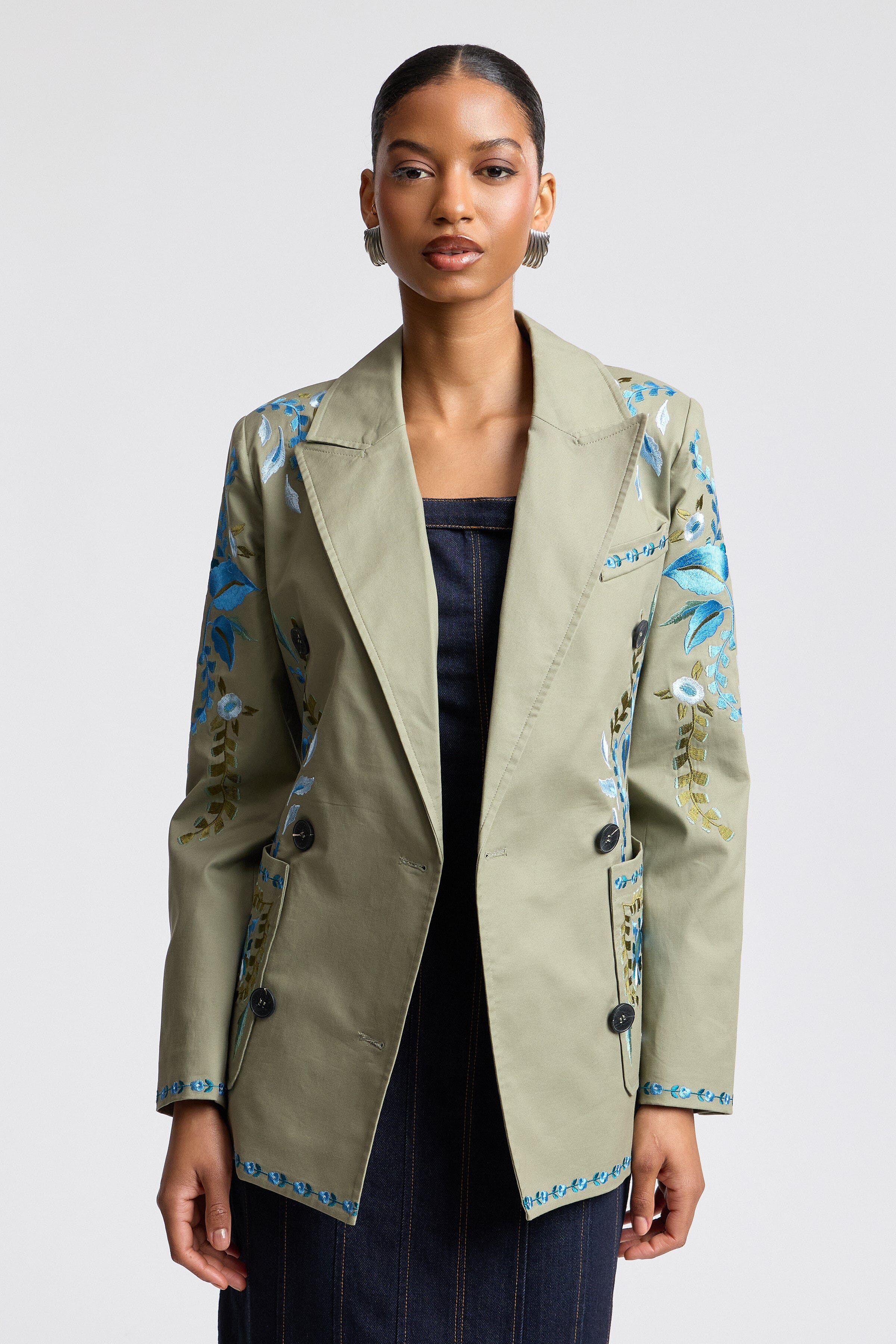 Floral Embroidered Blazer