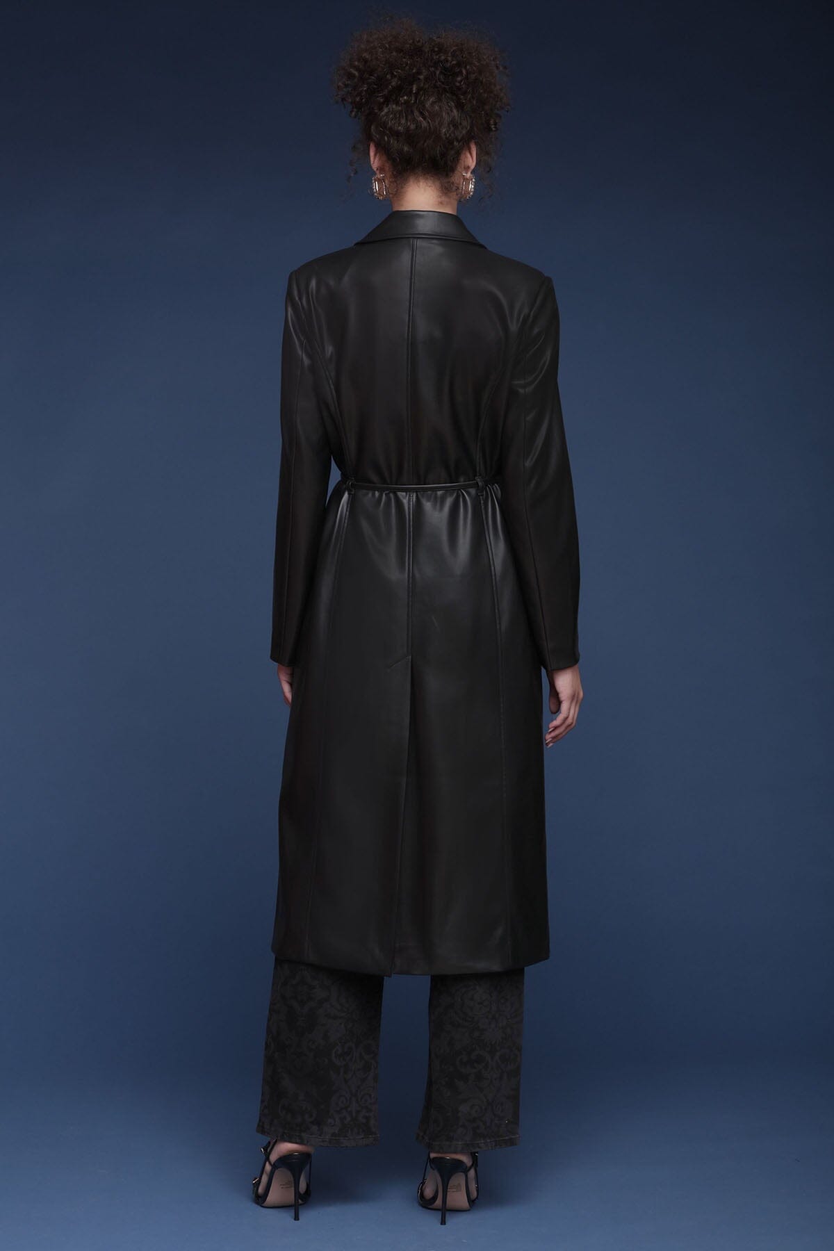 Belted faux leather double-breasted black trench coat with adjustable self-tie belt and flap pockets - Cute women's trench coats by Avec Les Filles