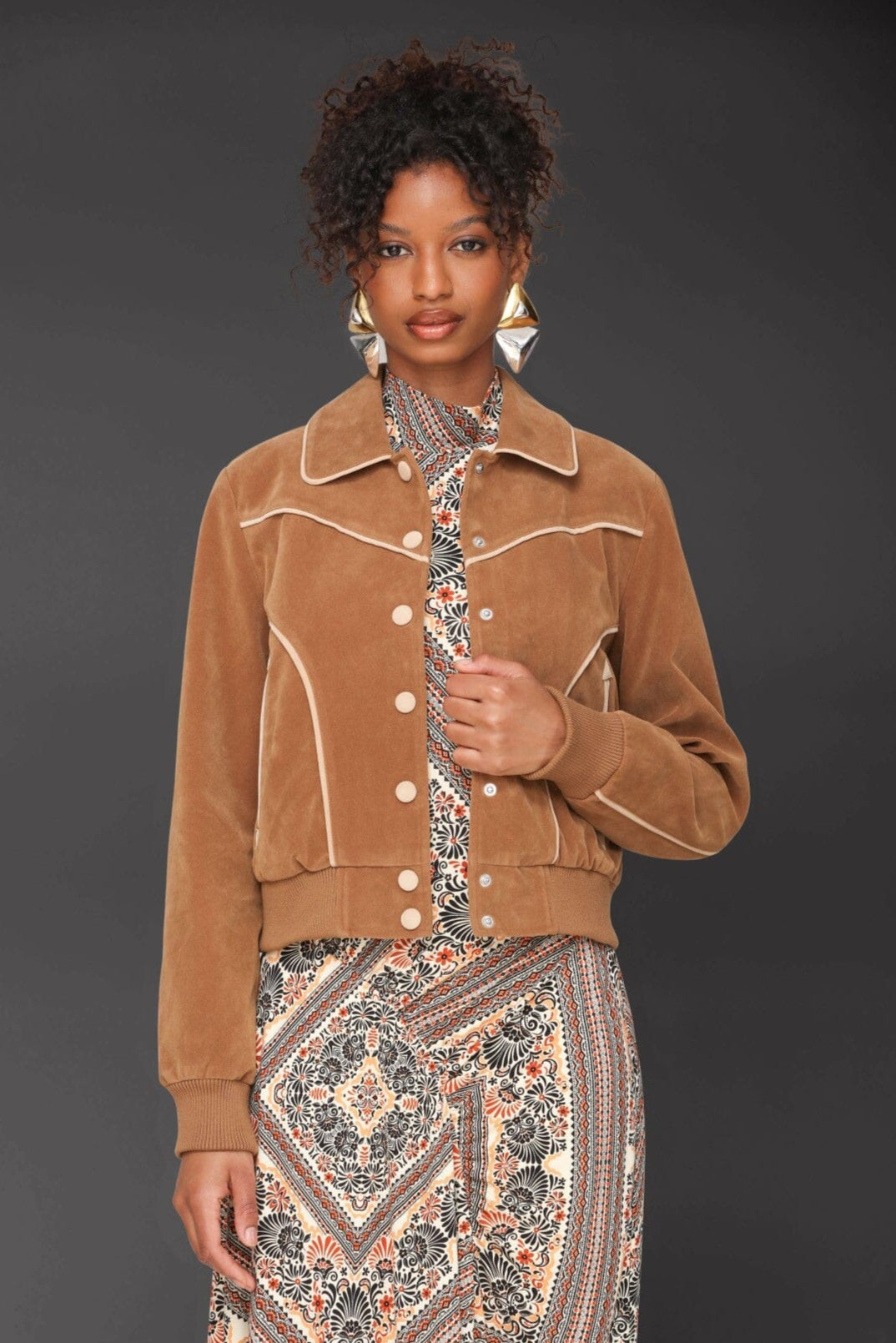 Western faux suede snap-front brown bomber jacket with point collar, ribbed hem and cuffs - Cute women's jackets by Avec Les Filles