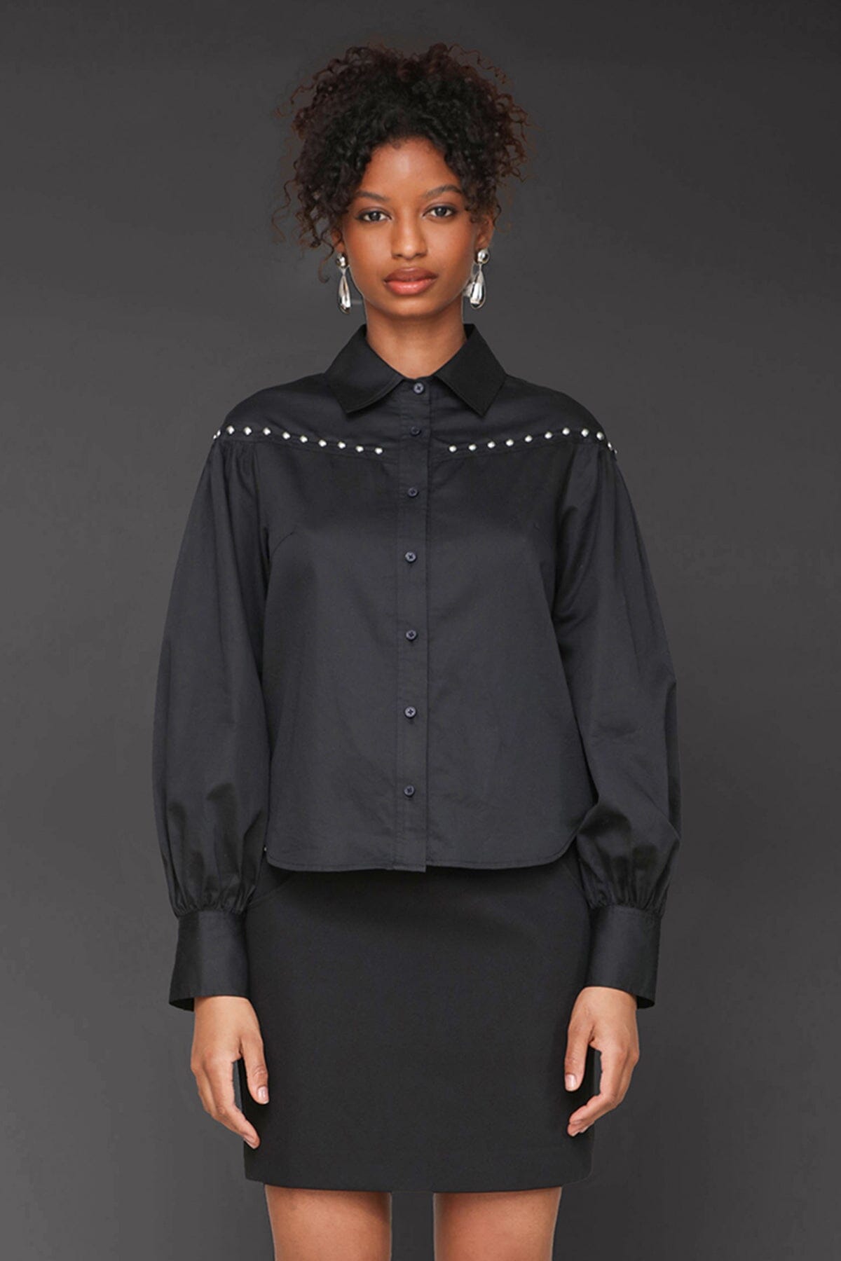 Western-studded cotton black shirt with long sleeves, point collar and button front  - Cute women's shirts by Avec Les Filles