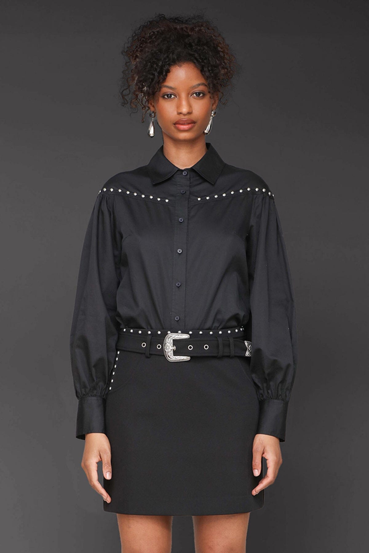 Western-studded cotton black shirt with long sleeves, point collar and button front  - Cute women's shirts by Avec Les Filles