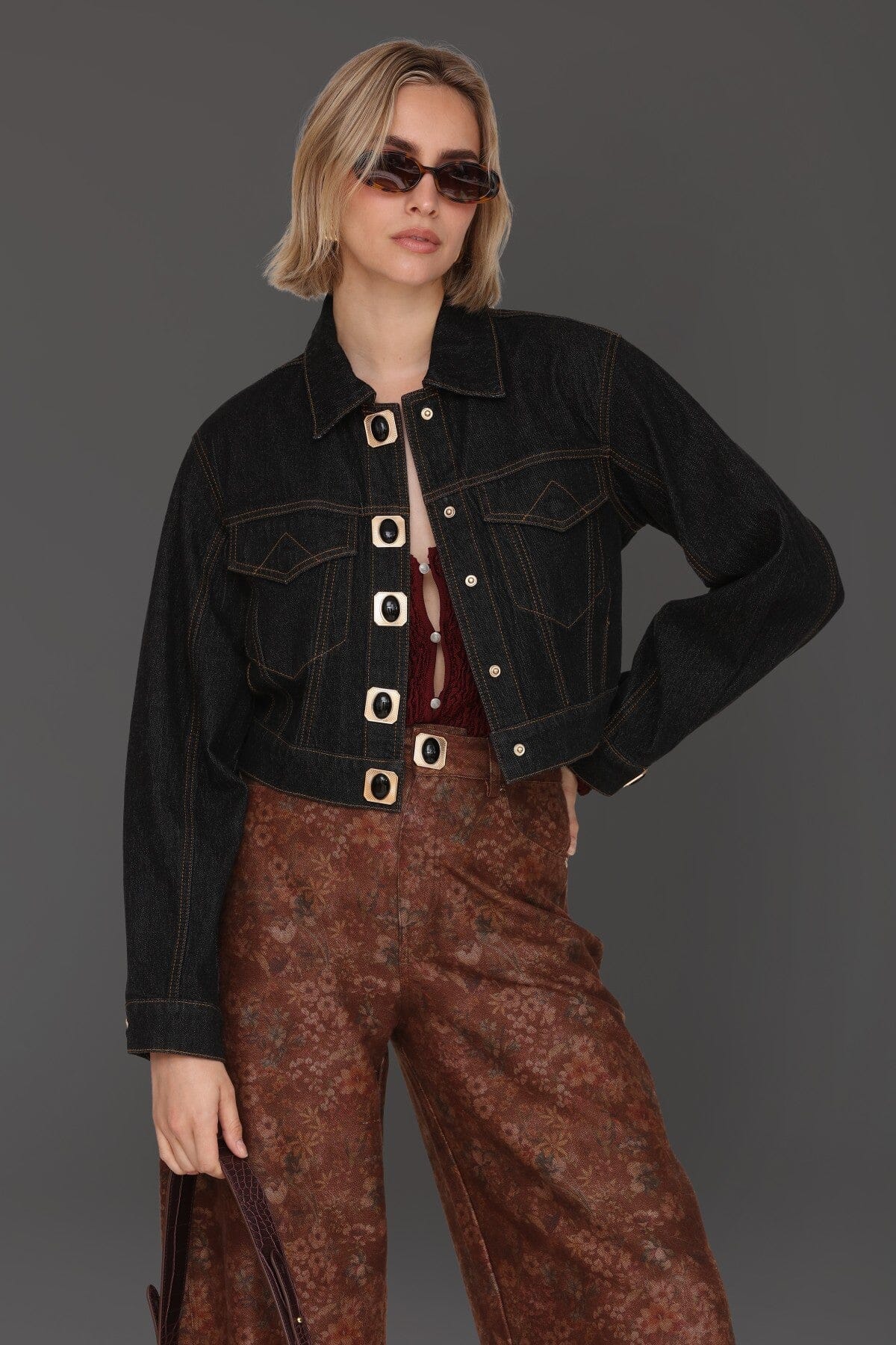 Novelty button-front cropped dark indigo denim jacket made from cotton-blend with chest flap pockets - Cute women's jackets by Avec Les Filles