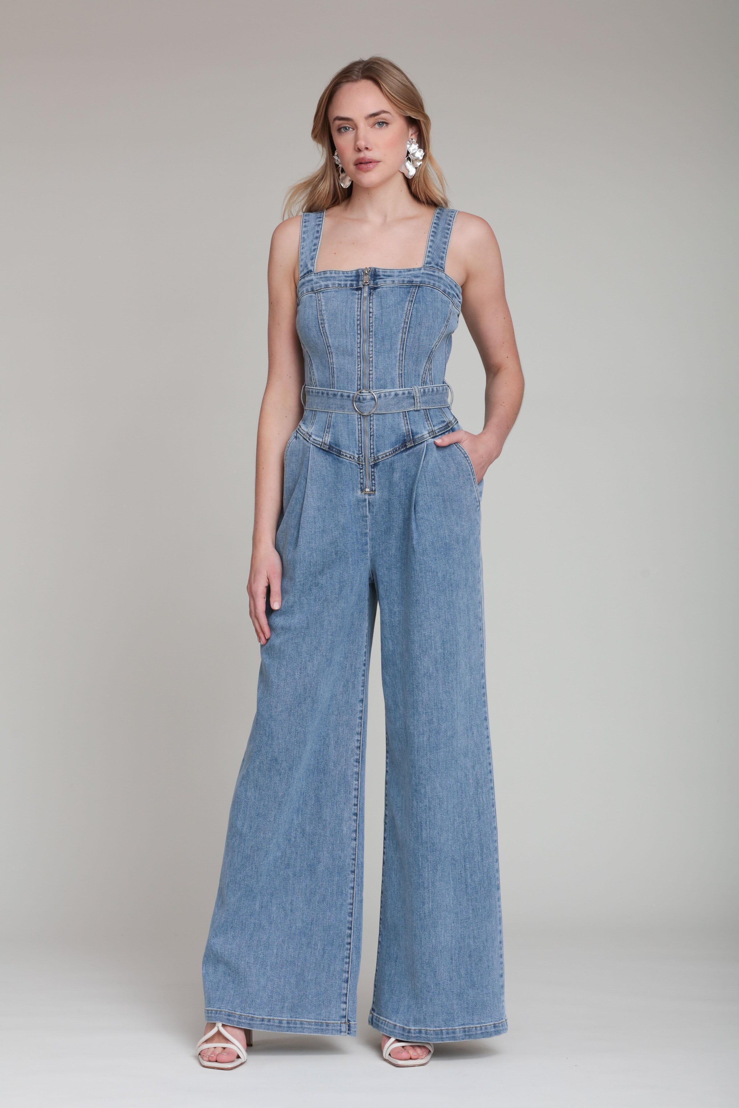 MOMENTEL ジッパートップス Zip-Front Blue Wide Leg Denim Jumpsuit