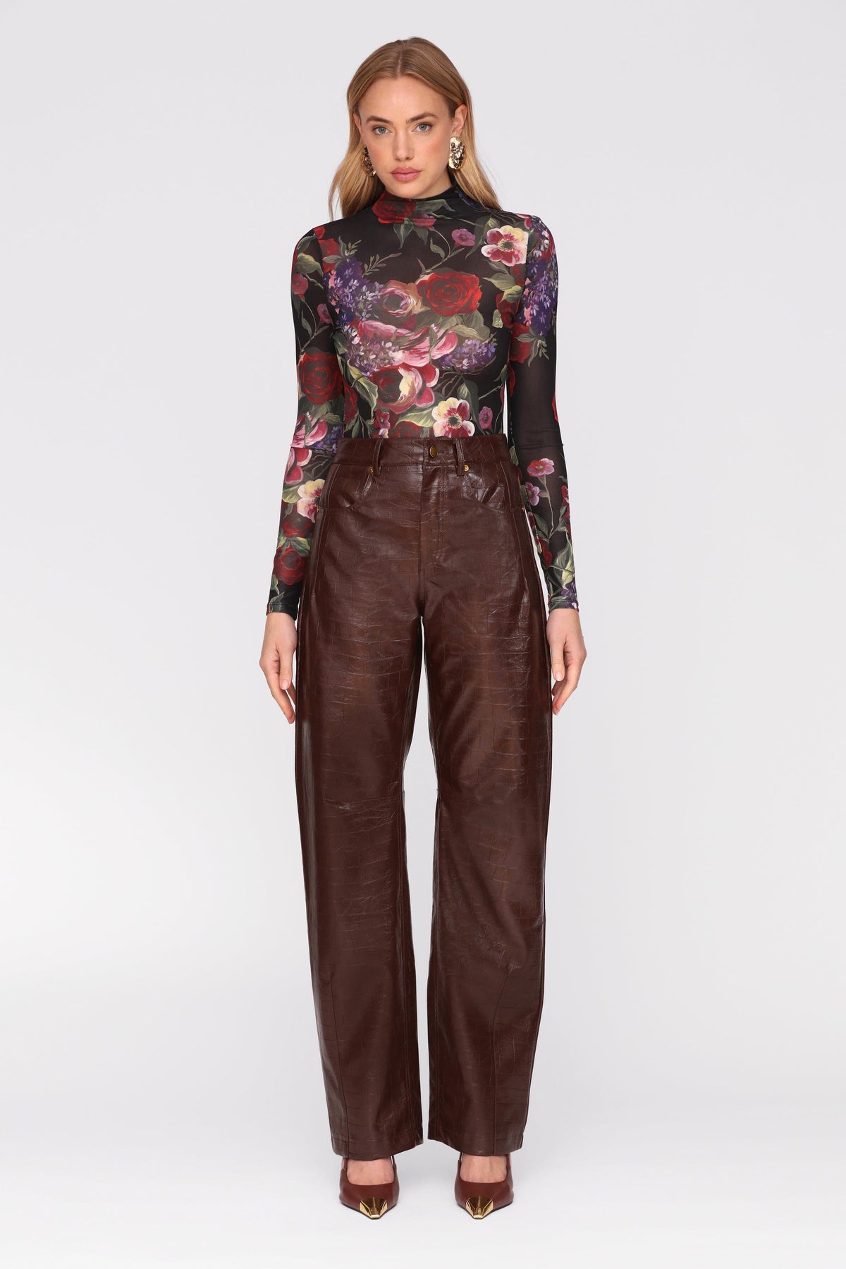 Croc-Embossed Faux Leather Mid-Rise Barrel-Leg Pants Pants Avec Les Filles 