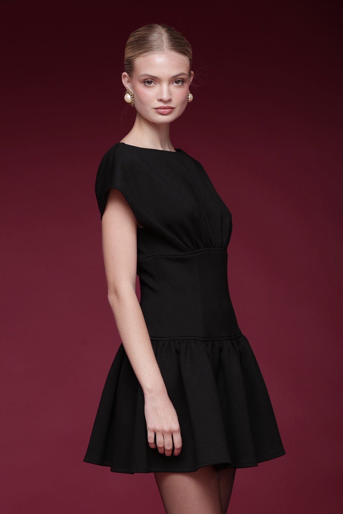 Cap Sleeve Hourglass Mini Dress Dresses Avec Les Filles 