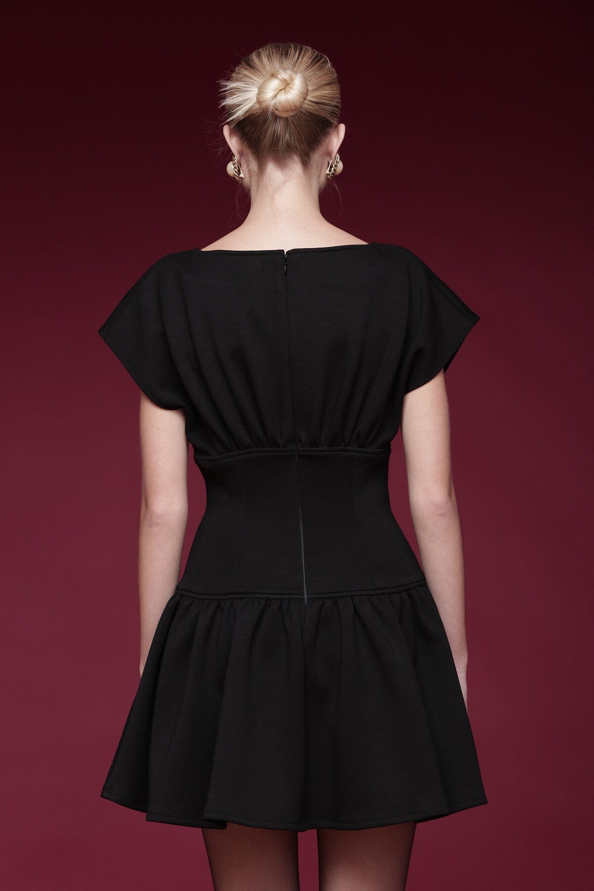 Cap Sleeve Hourglass Mini Dress Dresses Avec Les Filles 