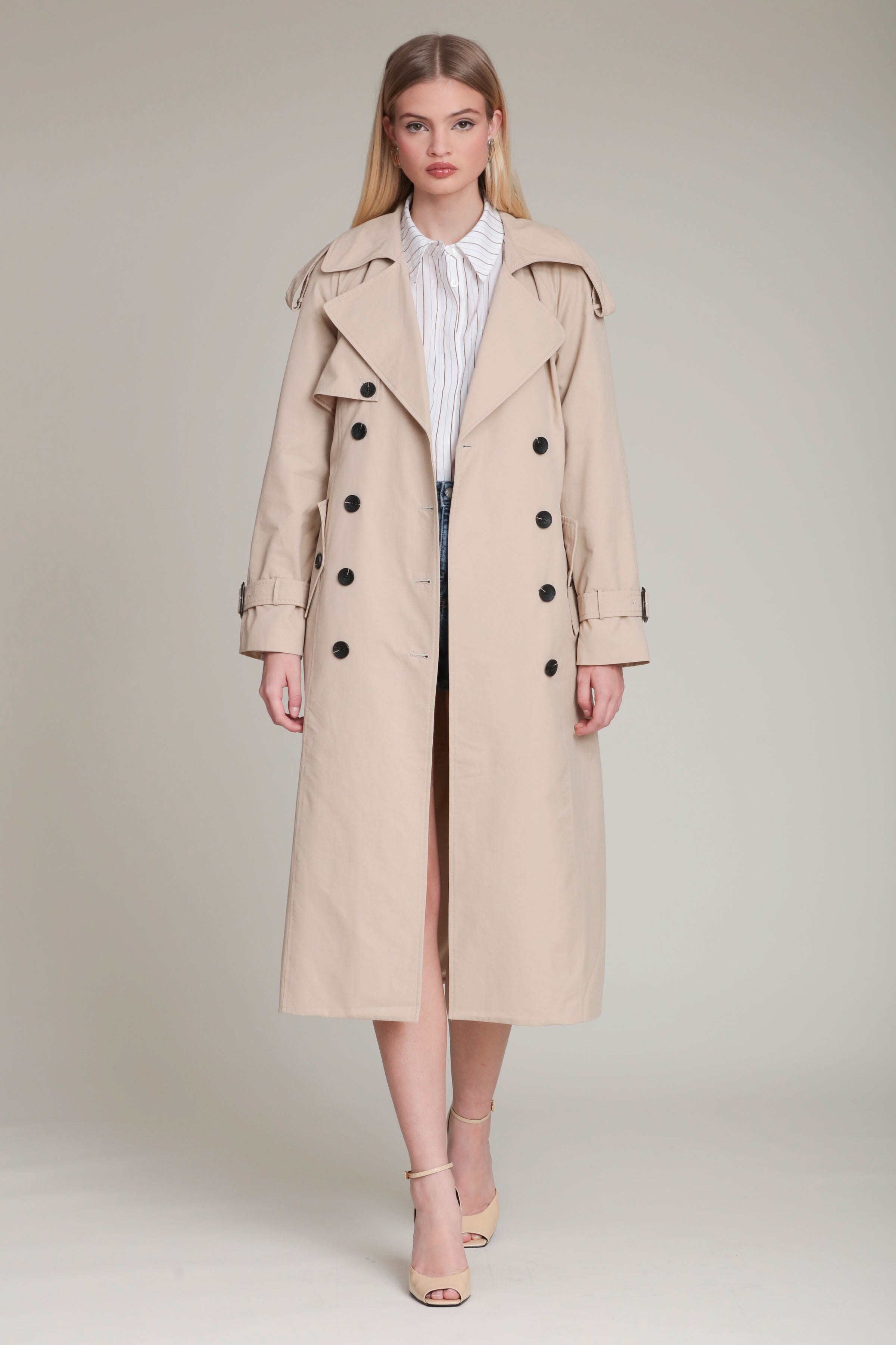 Cotton nylon double-breasted front beige maxi trench coat with long sleeves and adjustable buckle cuffs - Shop women's maxi trench coats by Avec Les Filles