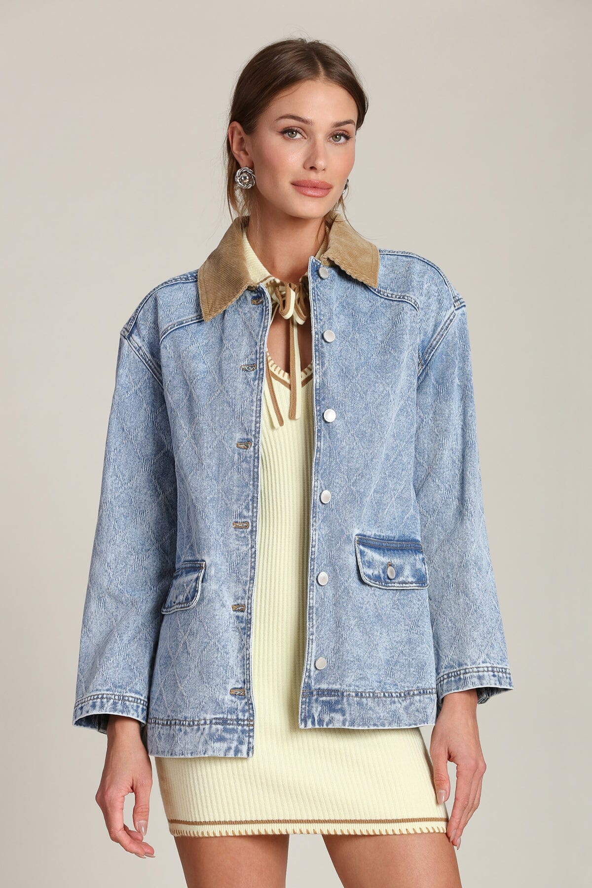 Diamond quilted cotton blend denim button-front barn blue jacket with long sleeves and dropped shoulders - Shop designer women's denim jackets by Avec Les Filles