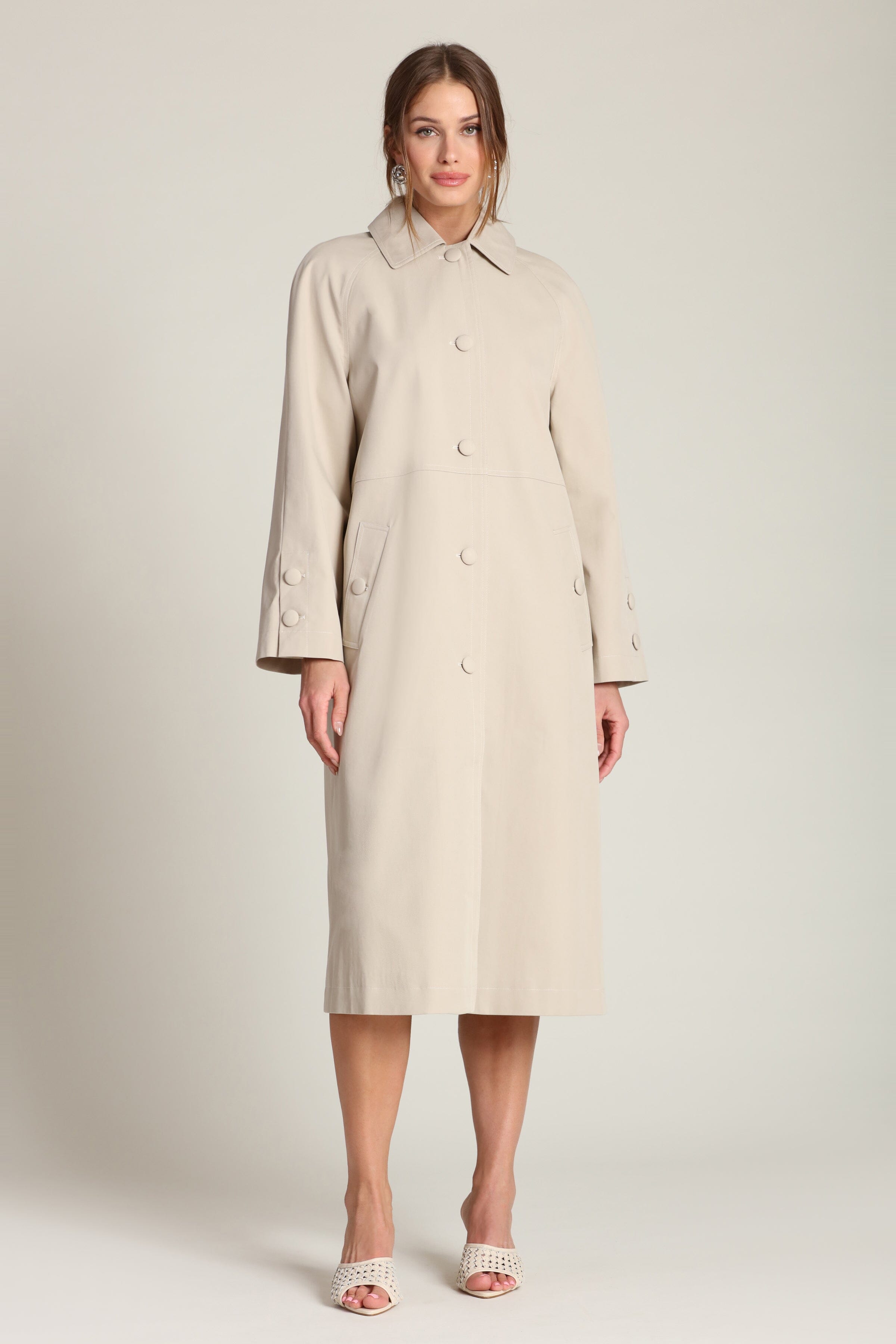 Detachable taupe scarf trench coat with button-front and raglan long sleeves by Avec Les Filles