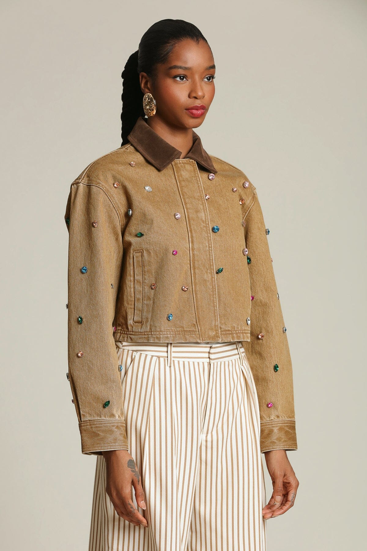 Bejeweled cropped camel jacket in 100% cotton with long sleeves and faux suede collar - Shop designer women's jackets by Avec Les Filles