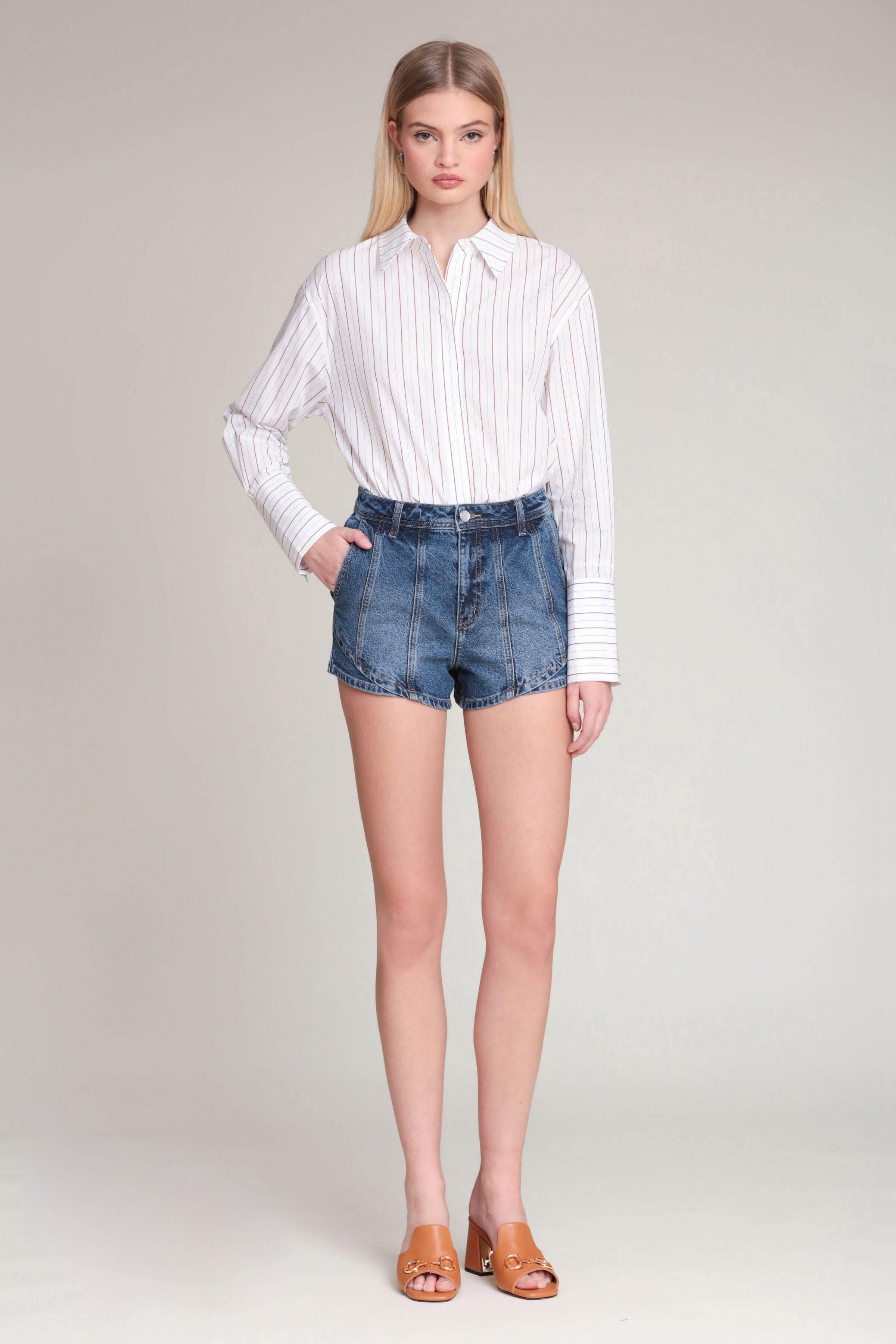 Dark blue wash high rise denim shorts - Shop women’s cute shorts by Avec Les Filles