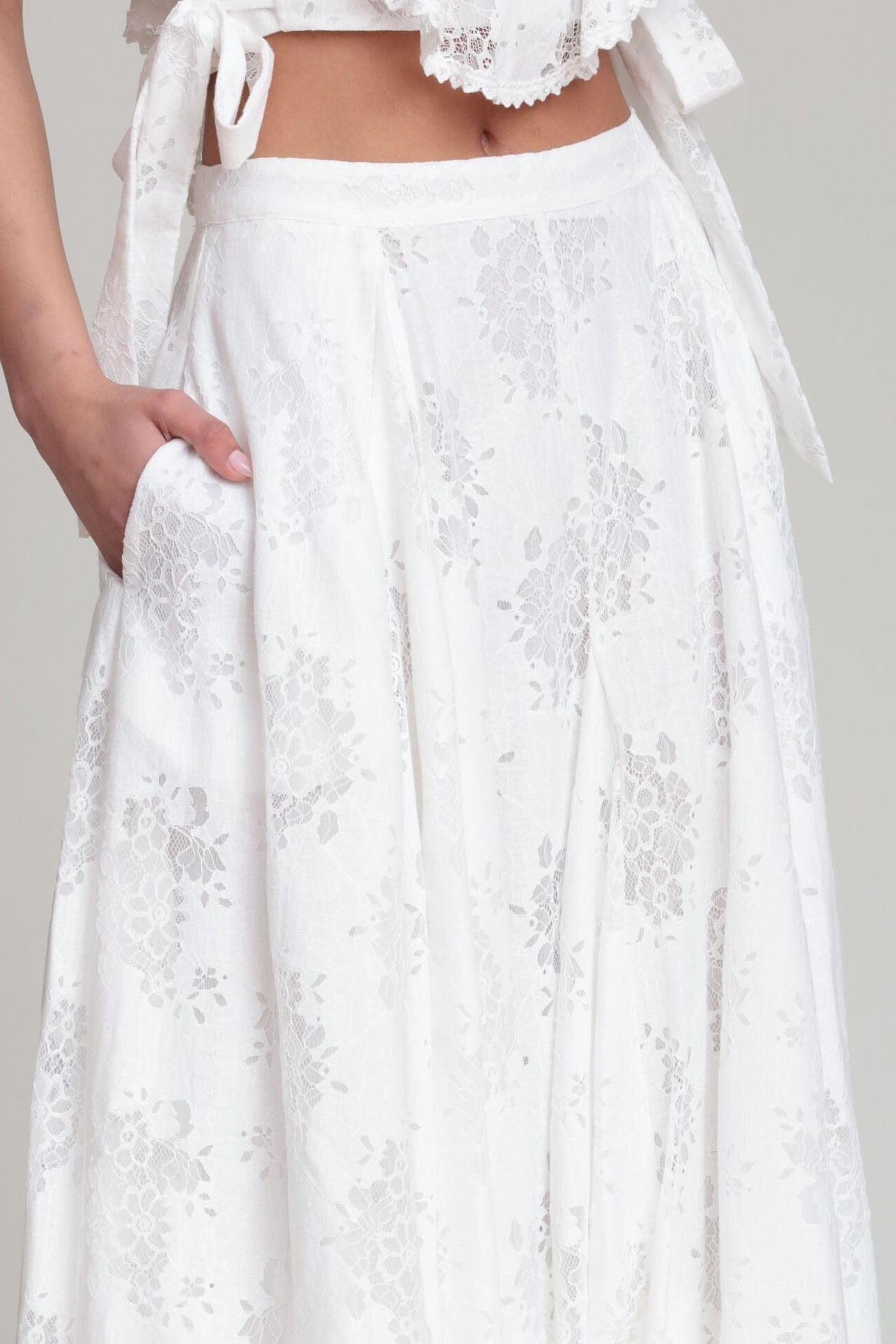 Cotton blend flared white lace midi skirt - Shop designer women's cute midi dresses by Avec Les Filles