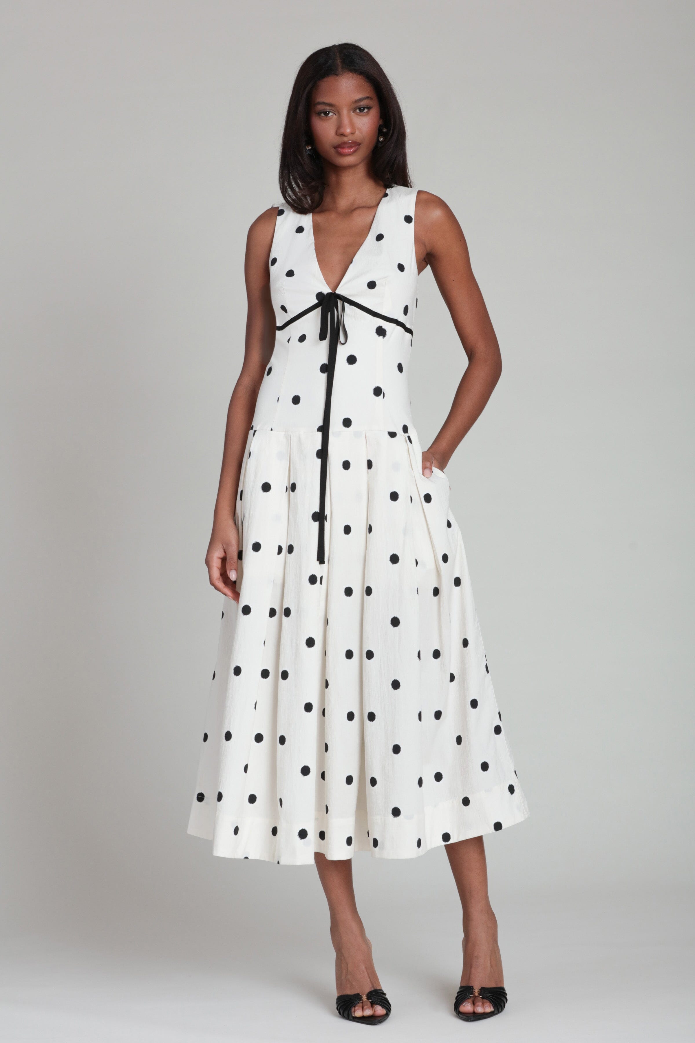 Polka Dot Loose Fitting Midi Summer Dresses Black Polka Dot Midi Dress: Lightweight Rayon A-line Polka Dot Loose Fitting Midi Summer Dresses Black Polka Dot Midi Dress: Lightweight Rayon A-line