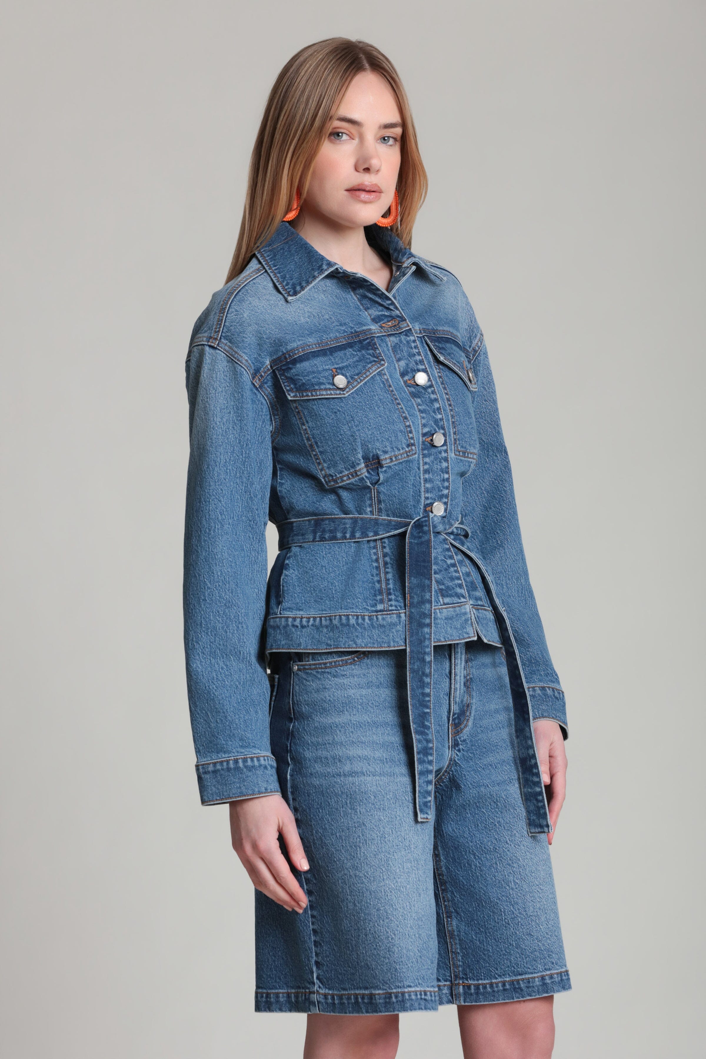 Cinched back trucker blue denim belted jacket in cotton blend with button-front - women's denim jackets by Avec Les Filles
