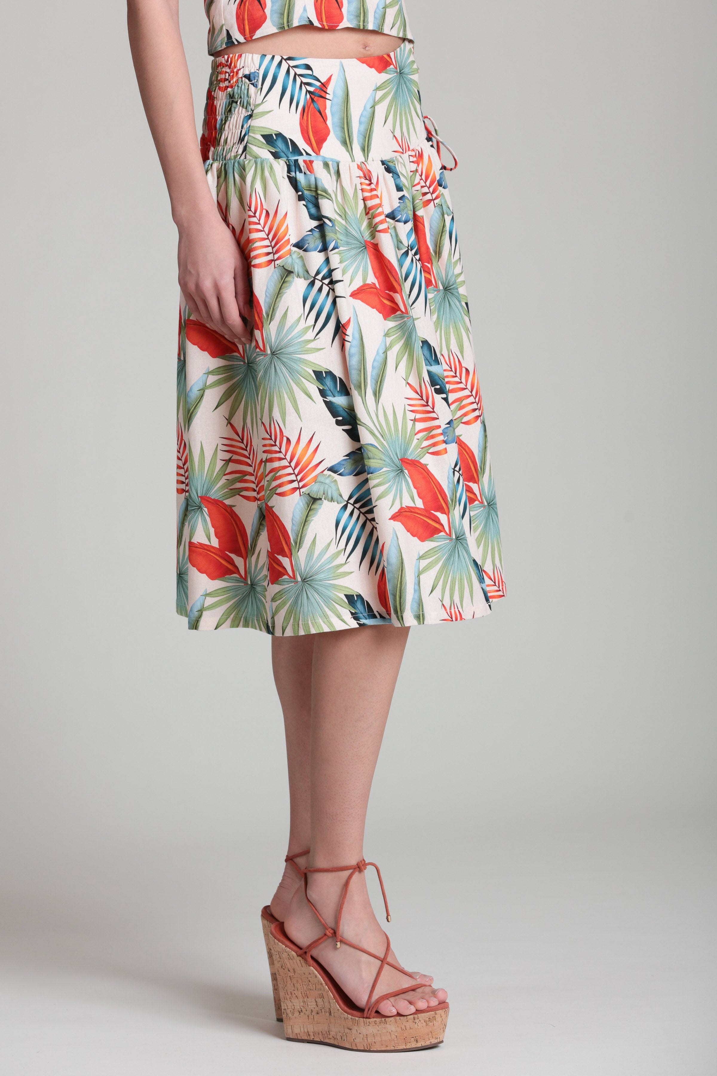 Tropical printed midi skirt in linen blend - Shop designer women's cute floral midi skirt by Avec Les Filles