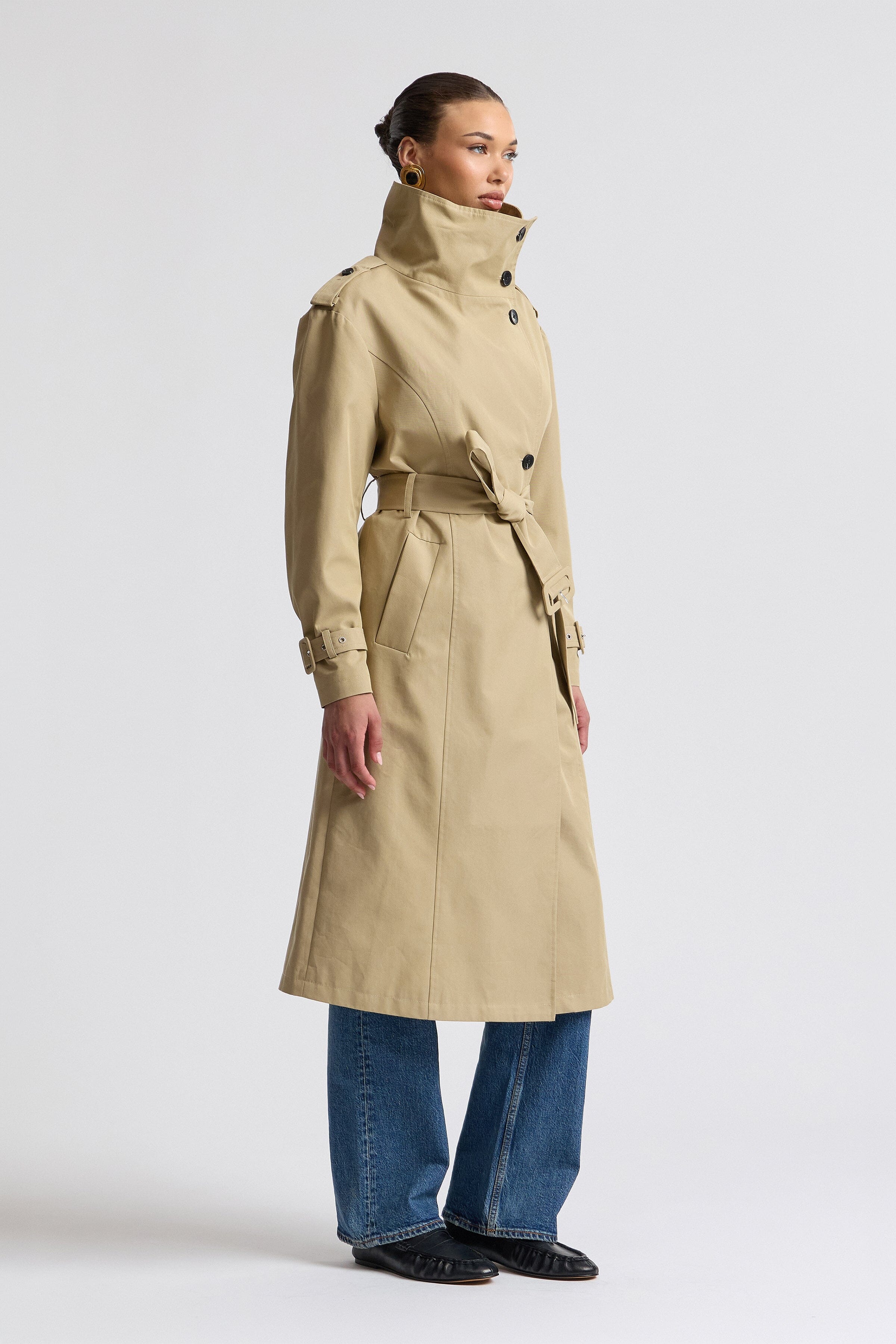 Belted tan trench coat women in a cotton blend with buckle-adjustable long sleeves - Shop trench coats by Avec Les Filles