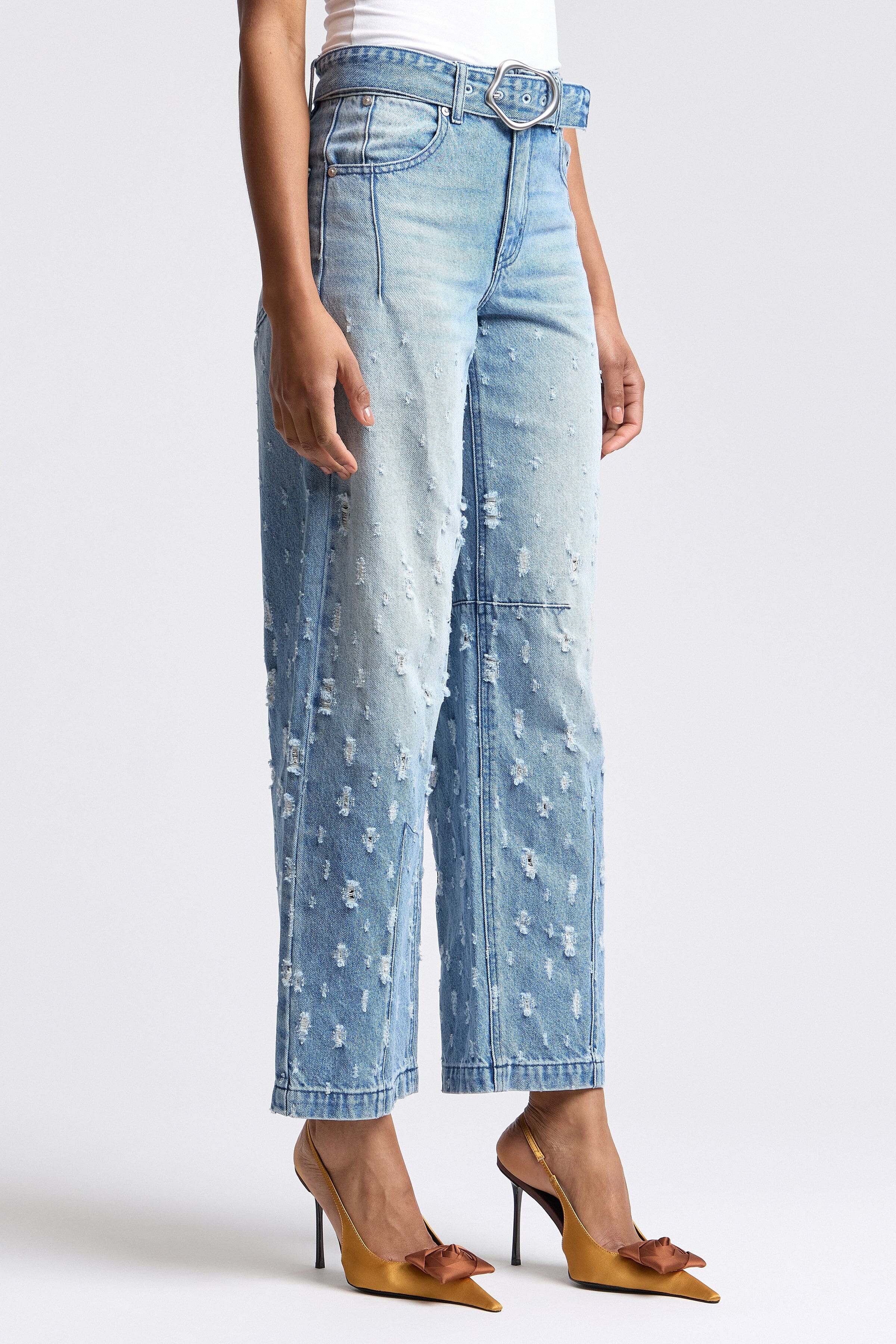 Blue distressed wide leg jeans​ in cotton with removable belt - Shop designer women's denim jeans by Avec Les Filles.