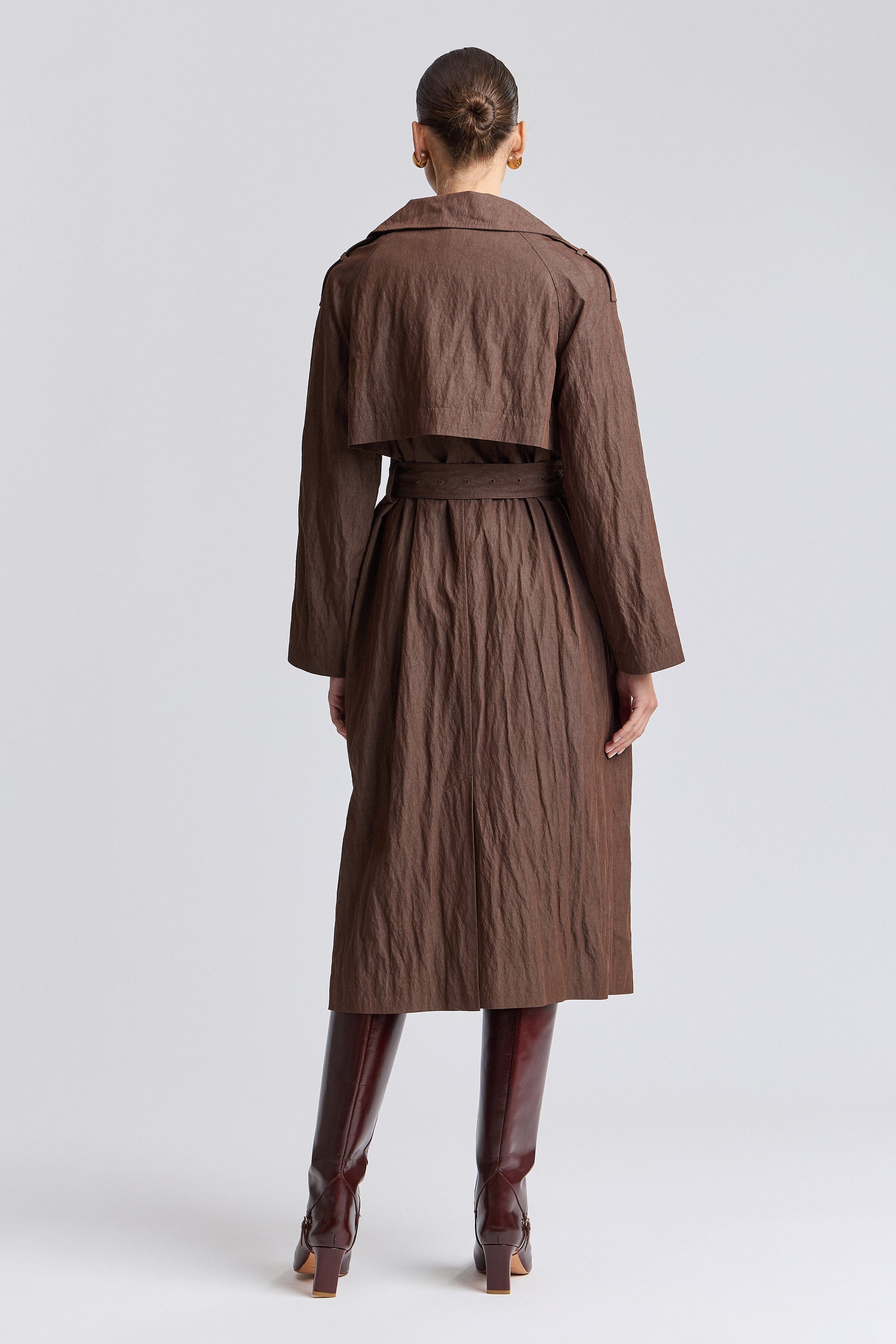 Maxi brown light trench coat with a modern, relaxed structure - Shop womens trench coats by Avec Les Filles.
