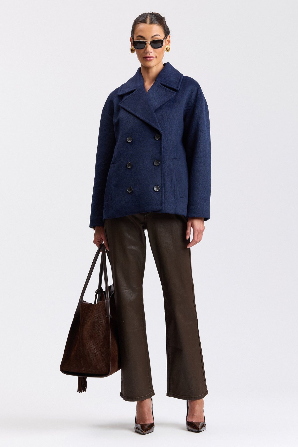 Double-breasted peacoat navy blue in wool blend with button-front - Shop designer peacoats by Avec Les Filles.