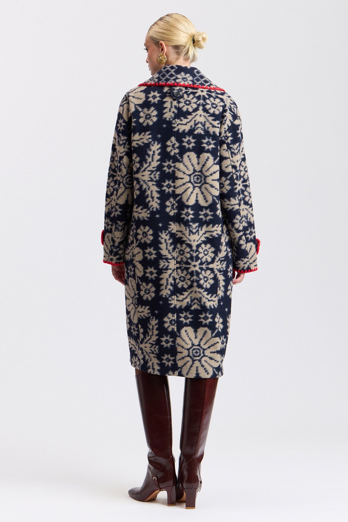 Paisley jacquard oversized multicolor cocoon coat - Shop designer women's navy coats by Avec Les Filles.