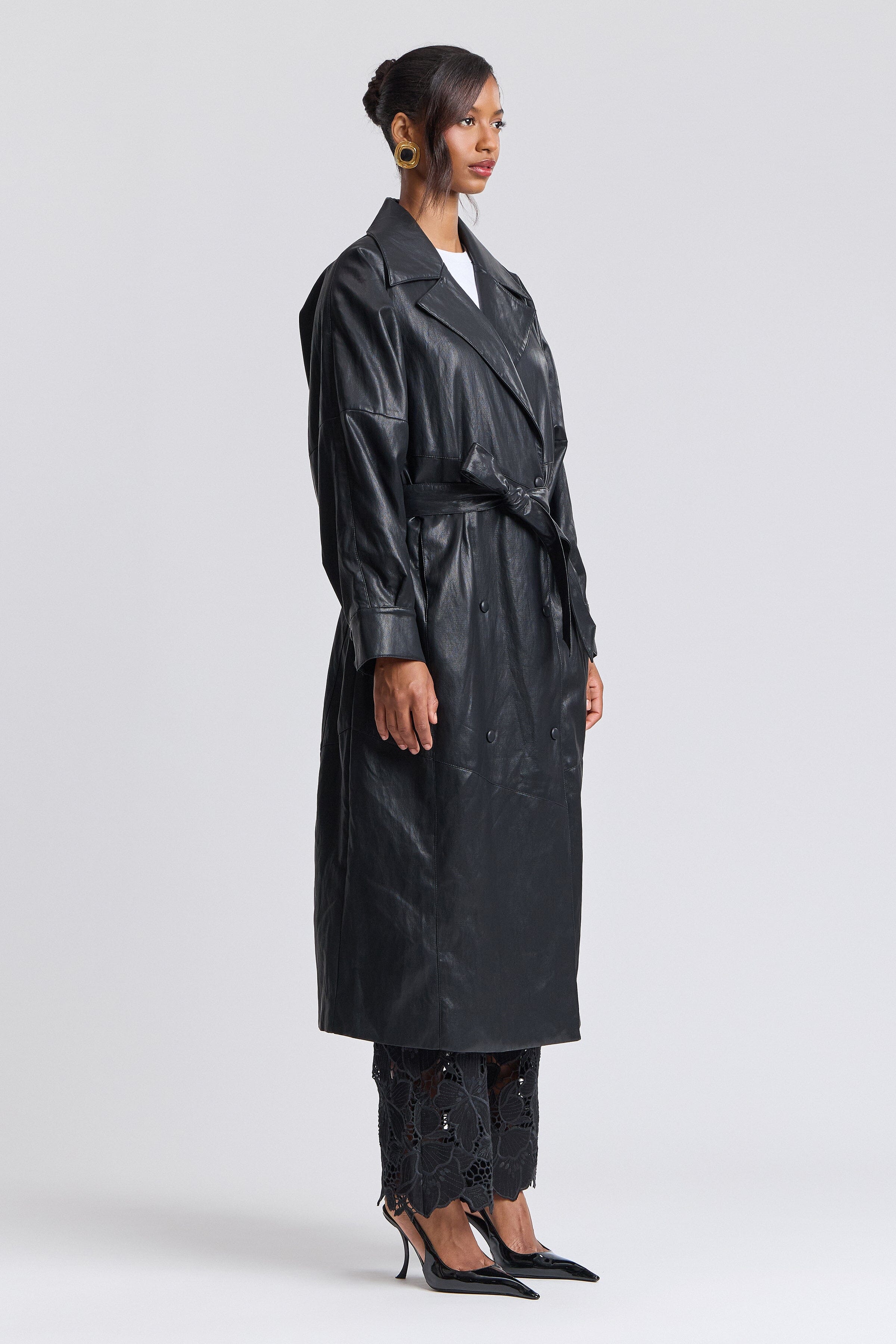 Double-breasted long black trench coat women with adjustable belt - Shop cute trench coats by Avec Les Filles.