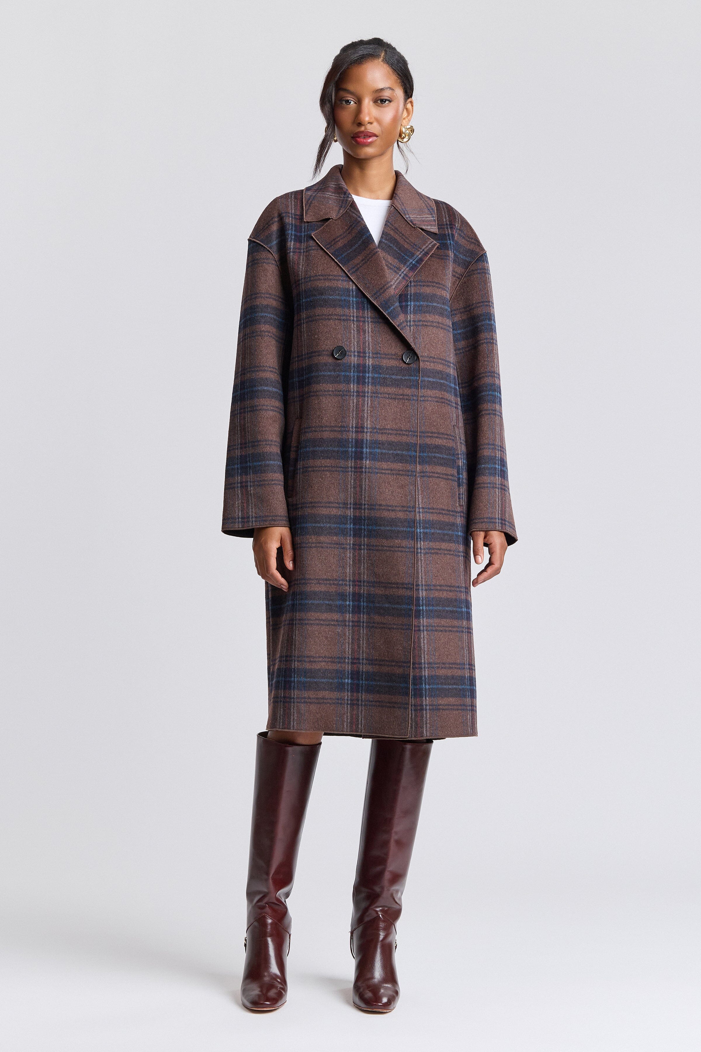 Double-breasted button-front long plaid wool coat with long sleeves - Shop long plaid coats by Avec Les Filles.