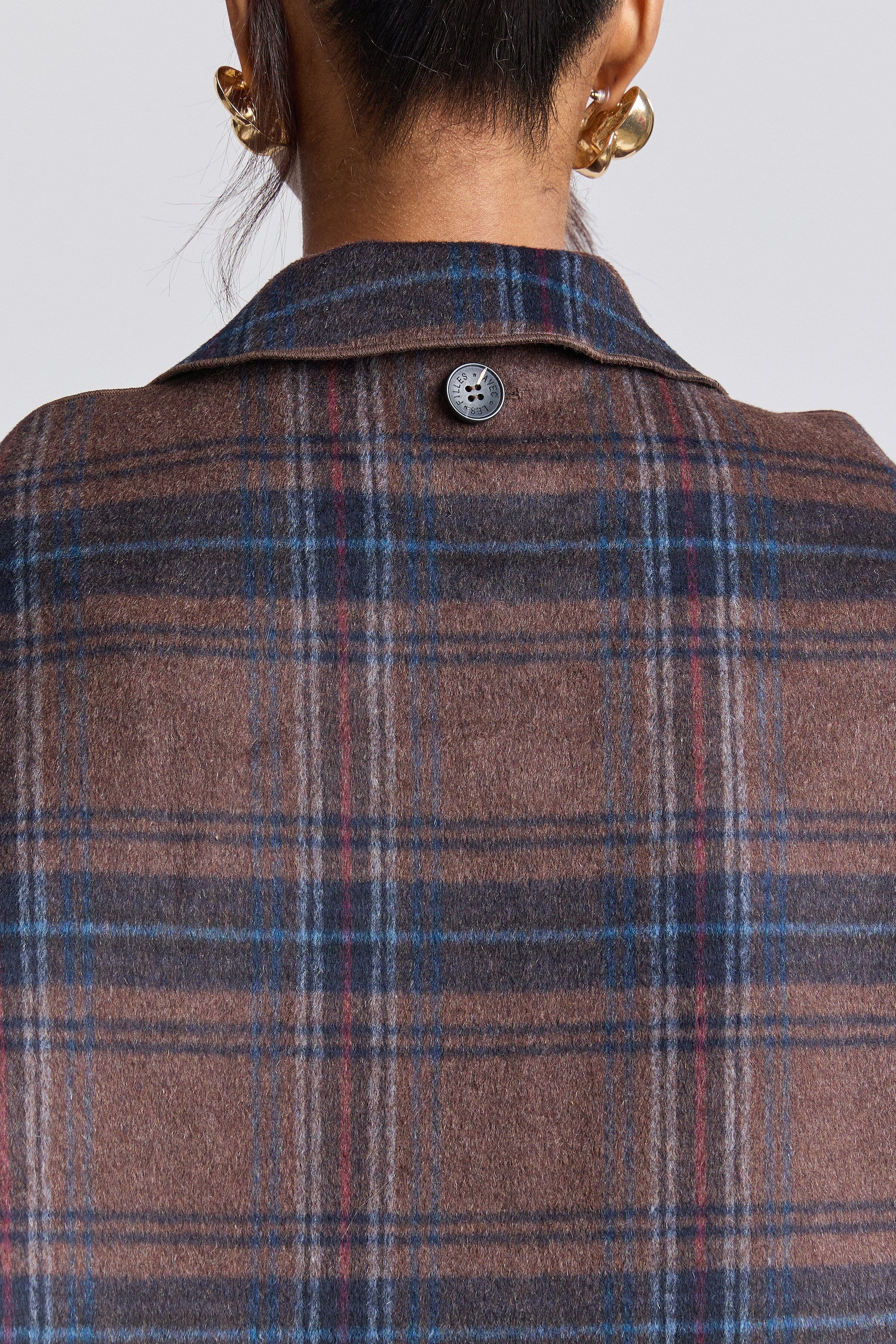Double-breasted long plaid wool coat with detachable scarf - Shop women's long plaid coats by Avec Les Filles.