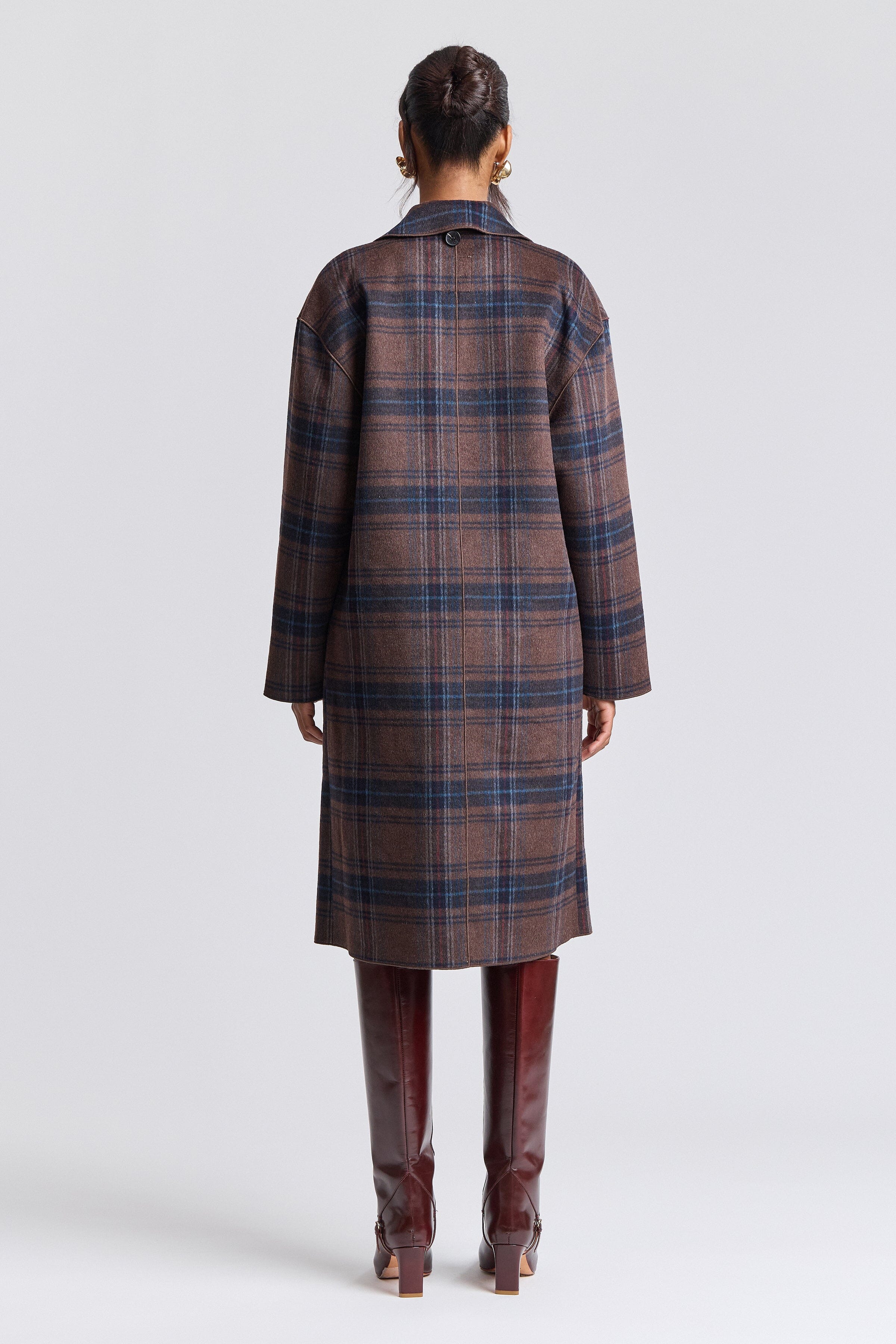 Double-breasted plaid long coat in wool blend with long sleeves - Shop women's long plaid coats by Avec Les Filles.