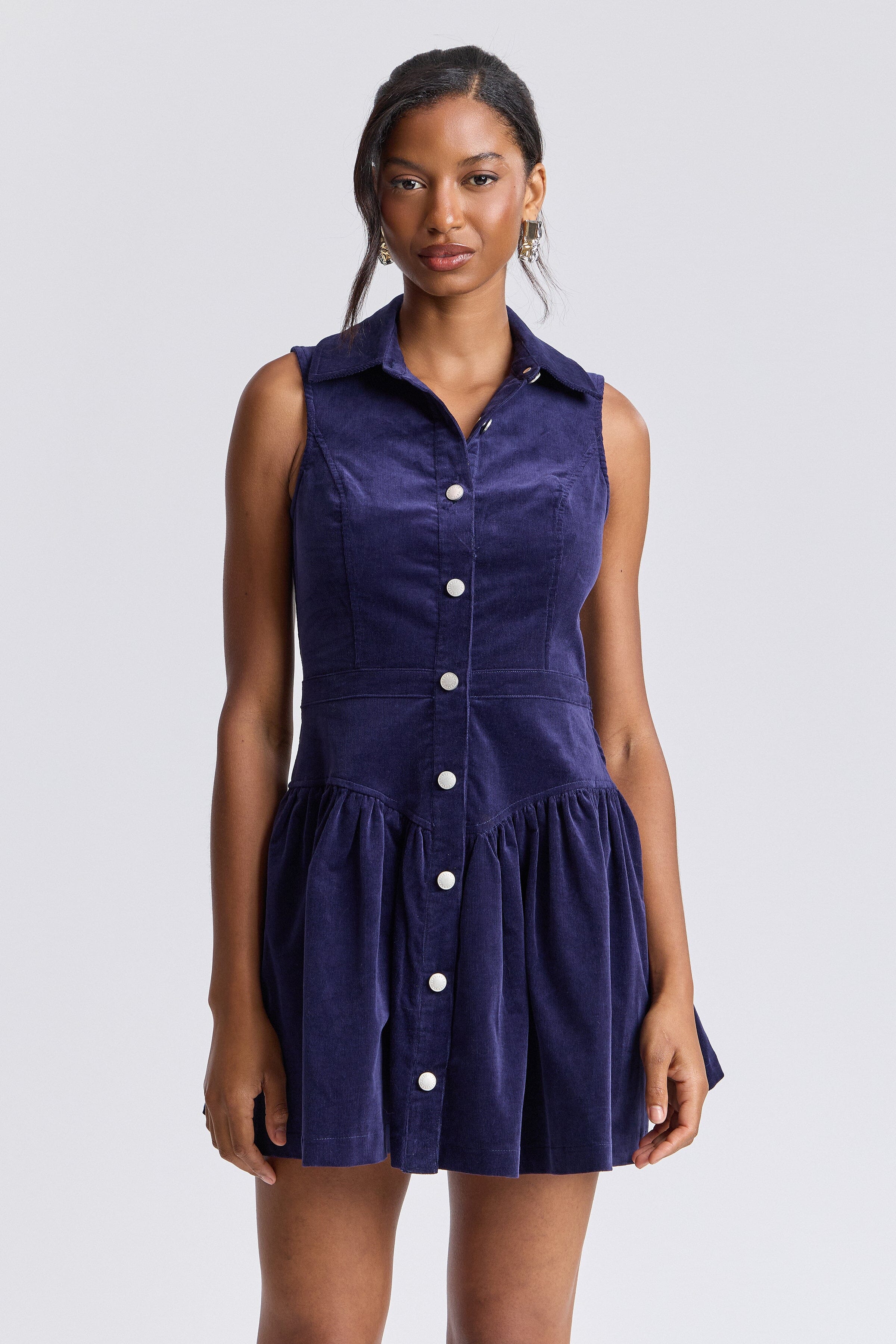 Drop-waist stretch sleeveless navy blue corduroy short button up dress. Shop corduroy dress womens by Avec Les Filles